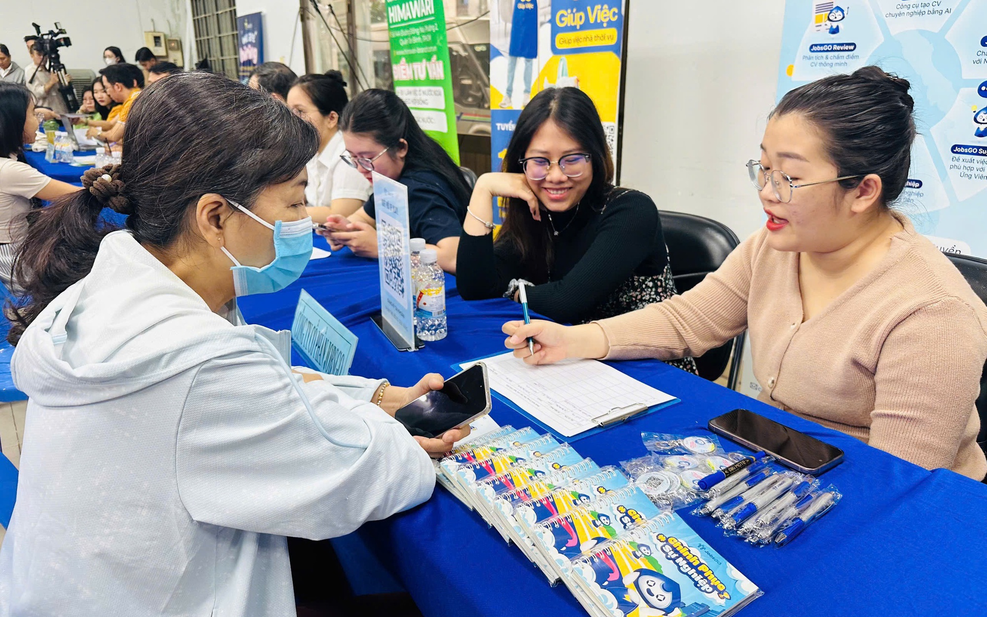 Doanh nghiệp nâng chuẩn tuyển dụng, đãi ngộ tốt