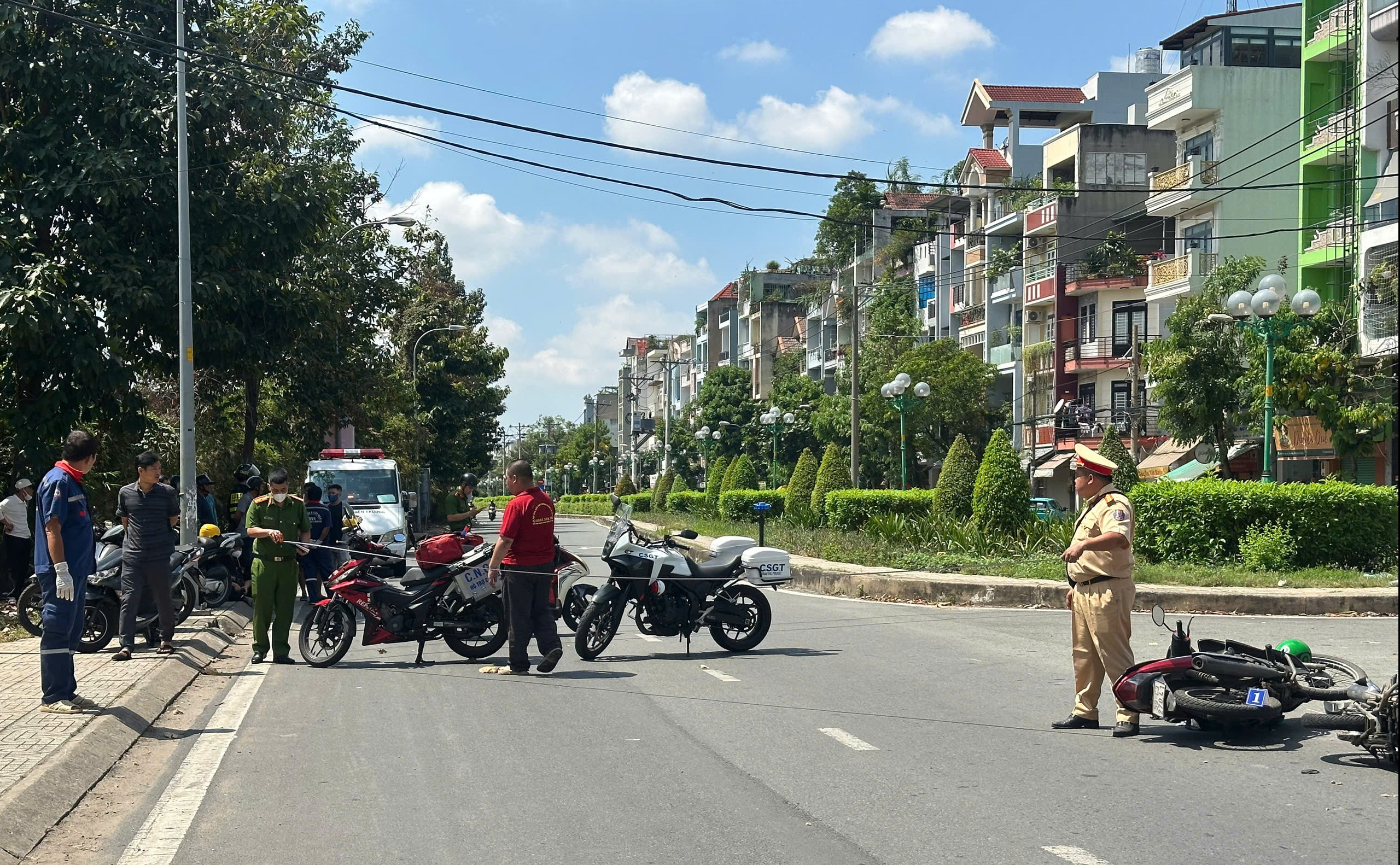 Tai nạn giao th&ocirc;ng nghi&ecirc;m trọng tr&ecirc;n đường T&acirc;n Sơn , TPHCM Ng&agrave;y 2 - 3 - 2026 - Ảnh 2.