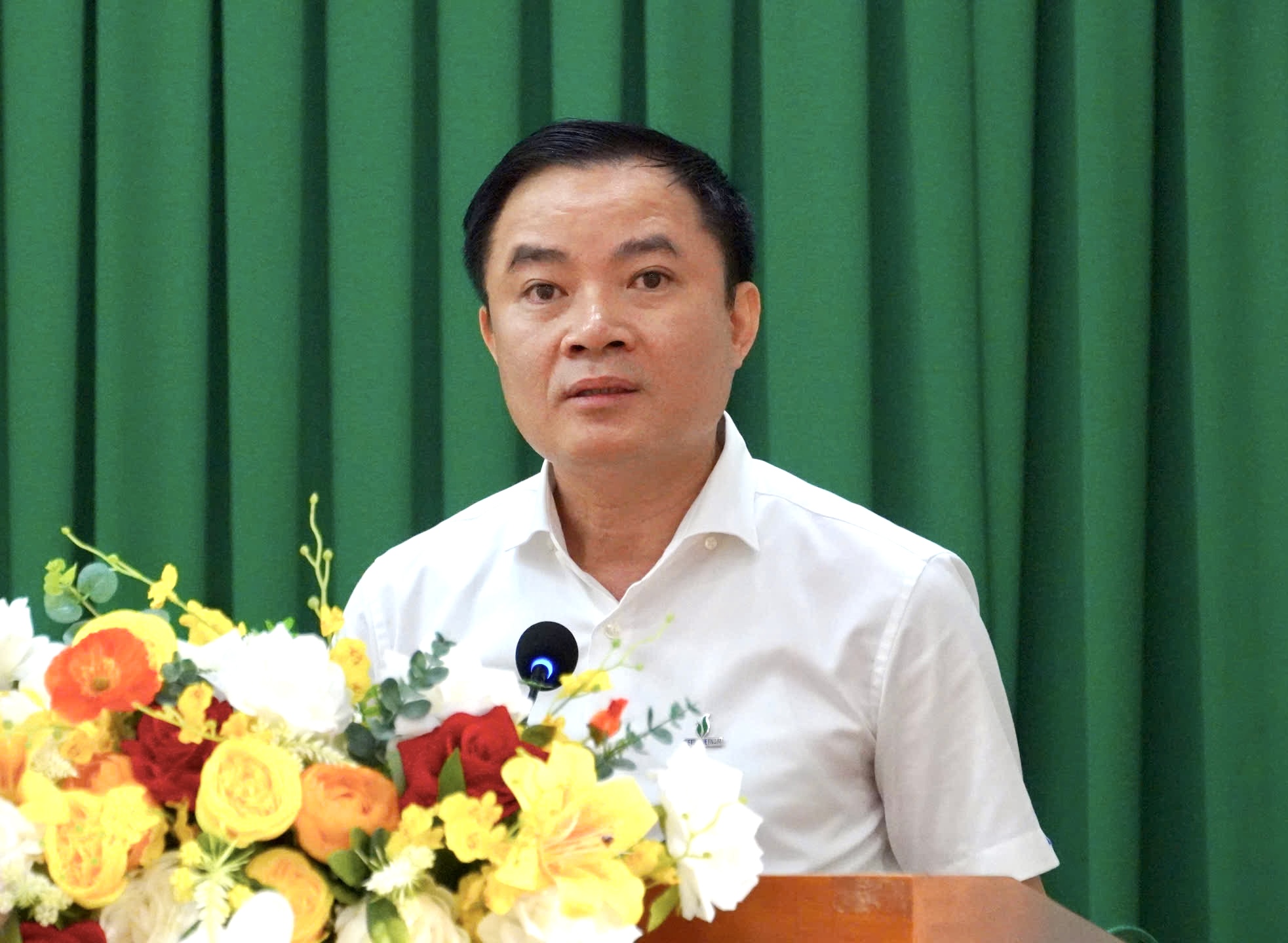 Hơn 200 cử tri phường Vũng T&agrave;u tiếp x&uacute;c ứng cử vi&ecirc;n bầu cử 2026 - Ảnh 4.