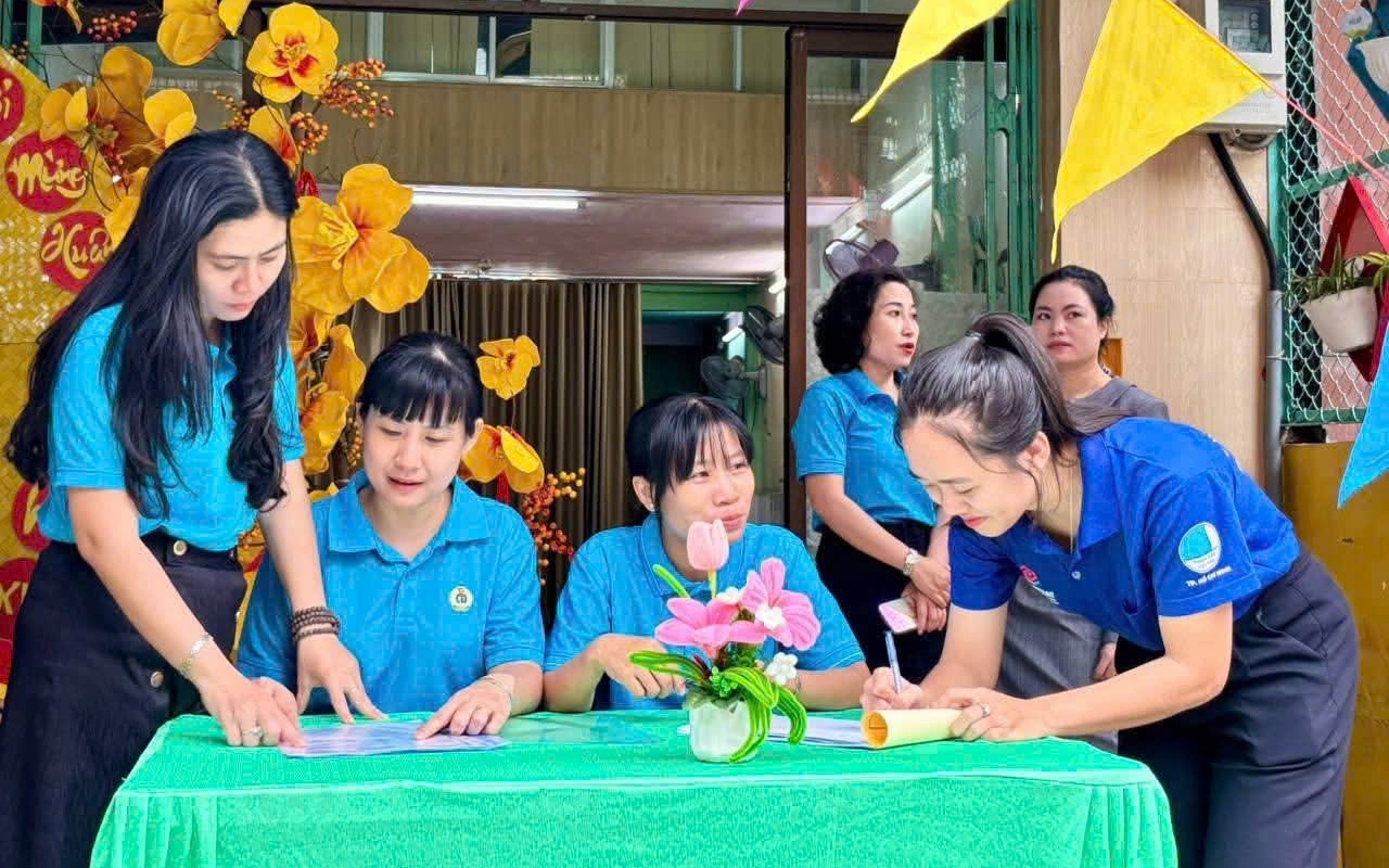 Tuyên truyền sâu rộng về bầu cử đại biểu Quốc hội và đại biểu HĐND các cấp cho người lao động