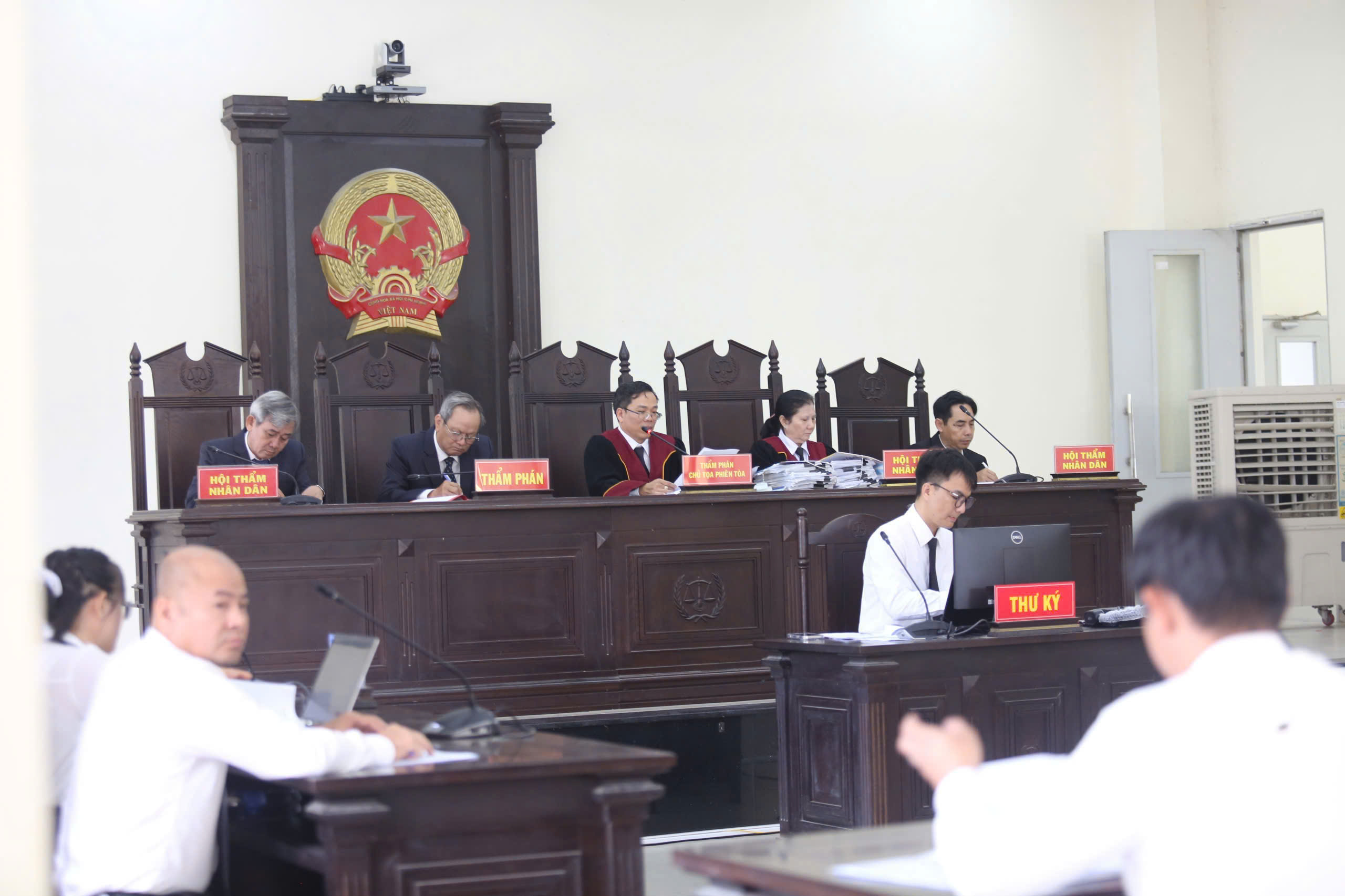 Vụ cướp tài sản Tây Ninh chấn động: Hình phạt cho nhóm giả danh công an - Ảnh 1.