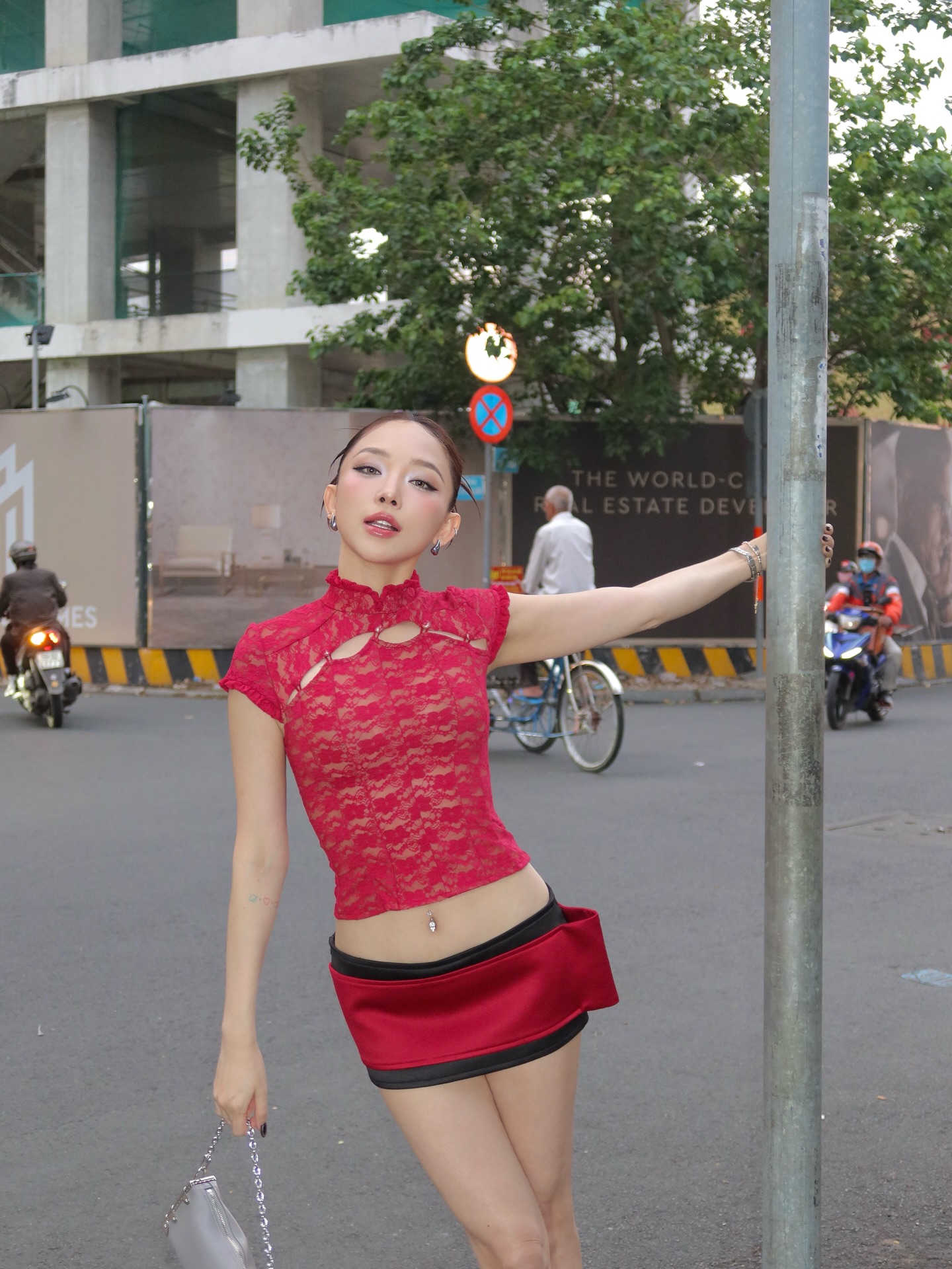 T&oacute;c Ti&ecirc;n từng bị "cắm sừng"  - Ảnh 1.