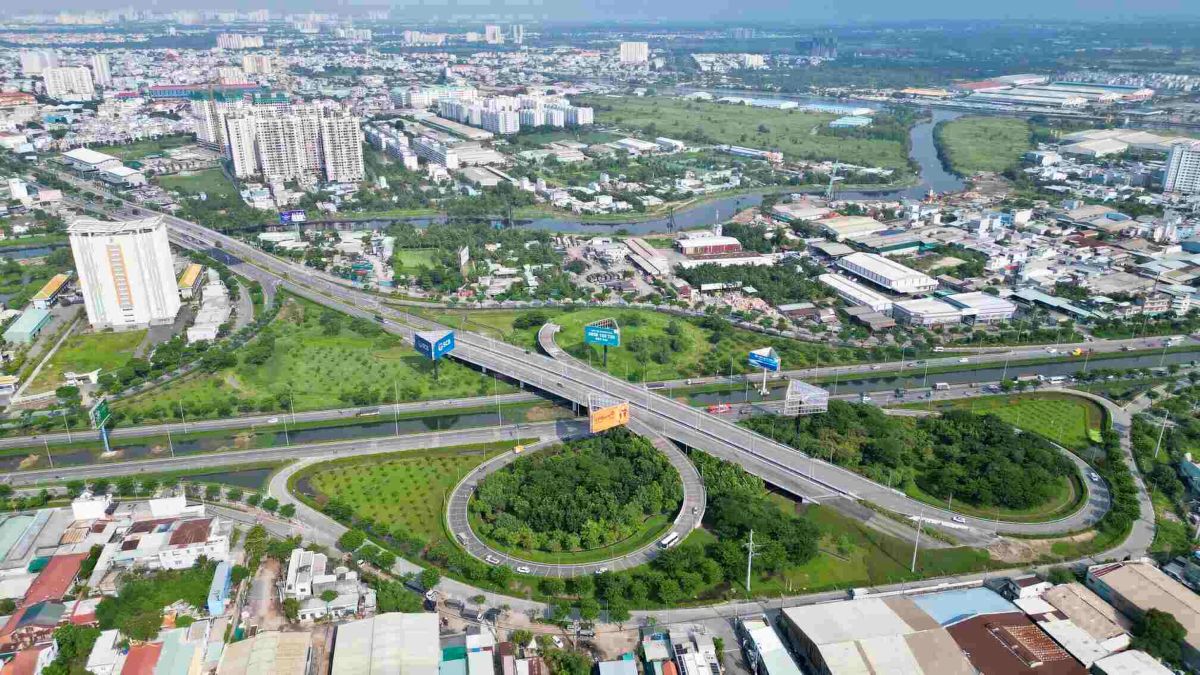 Hạ tầng vẽ lại bản đồ di chuyển, dẫn d&ograve;ng vốn về trung t&acirc;m h&agrave;nh ch&iacute;nh mới T&acirc;y Bắc TP HCM - Ảnh 1.