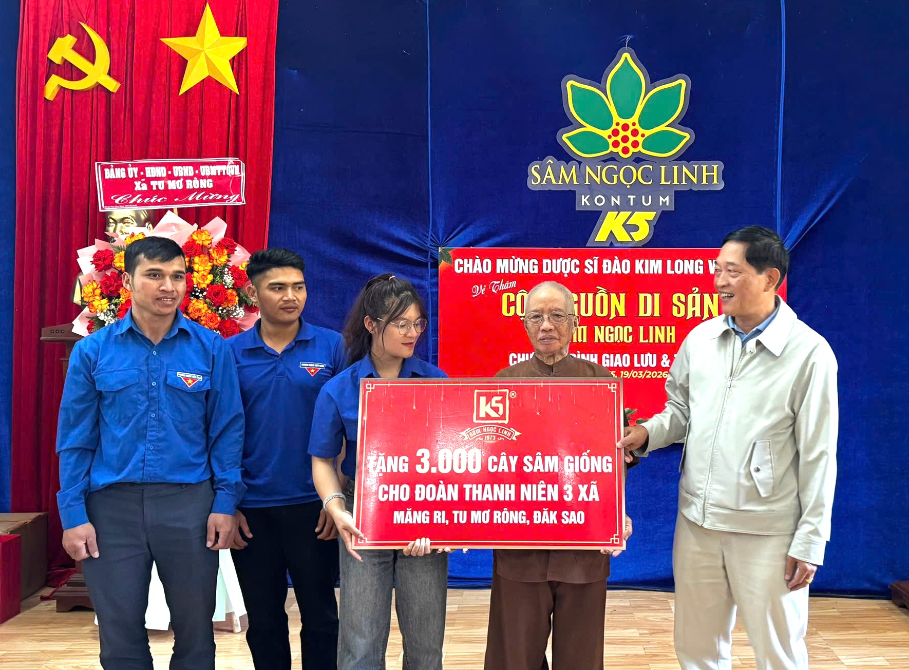 Thanh niên khởi nghiệp với cây giống sâm Ngọc Linh tại Quảng Ngãi năm 2026 - Ảnh 1.