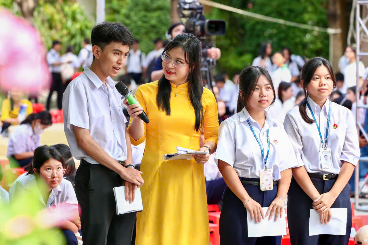 "Đưa trường học đến thí sinh" lần thứ 25 - năm 2026: Háo hức khám phá ngành nghề trong thời đại số - Ảnh 1.