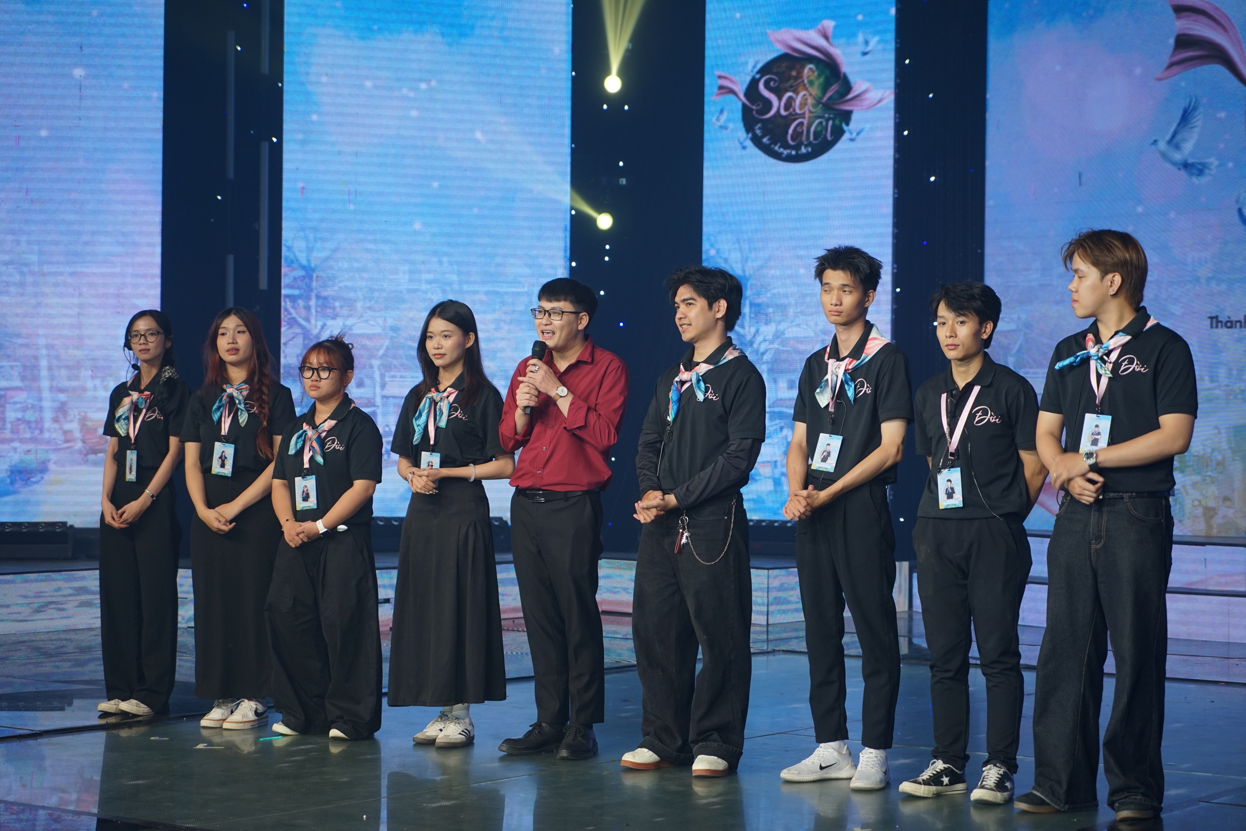 M&atilde;n nh&atilde;n &ldquo;Sắc v&agrave; Đời&rdquo;: Dấu ấn s&aacute;ng tạo của sinh vi&ecirc;n FPT Polytechnic - Ảnh 7.