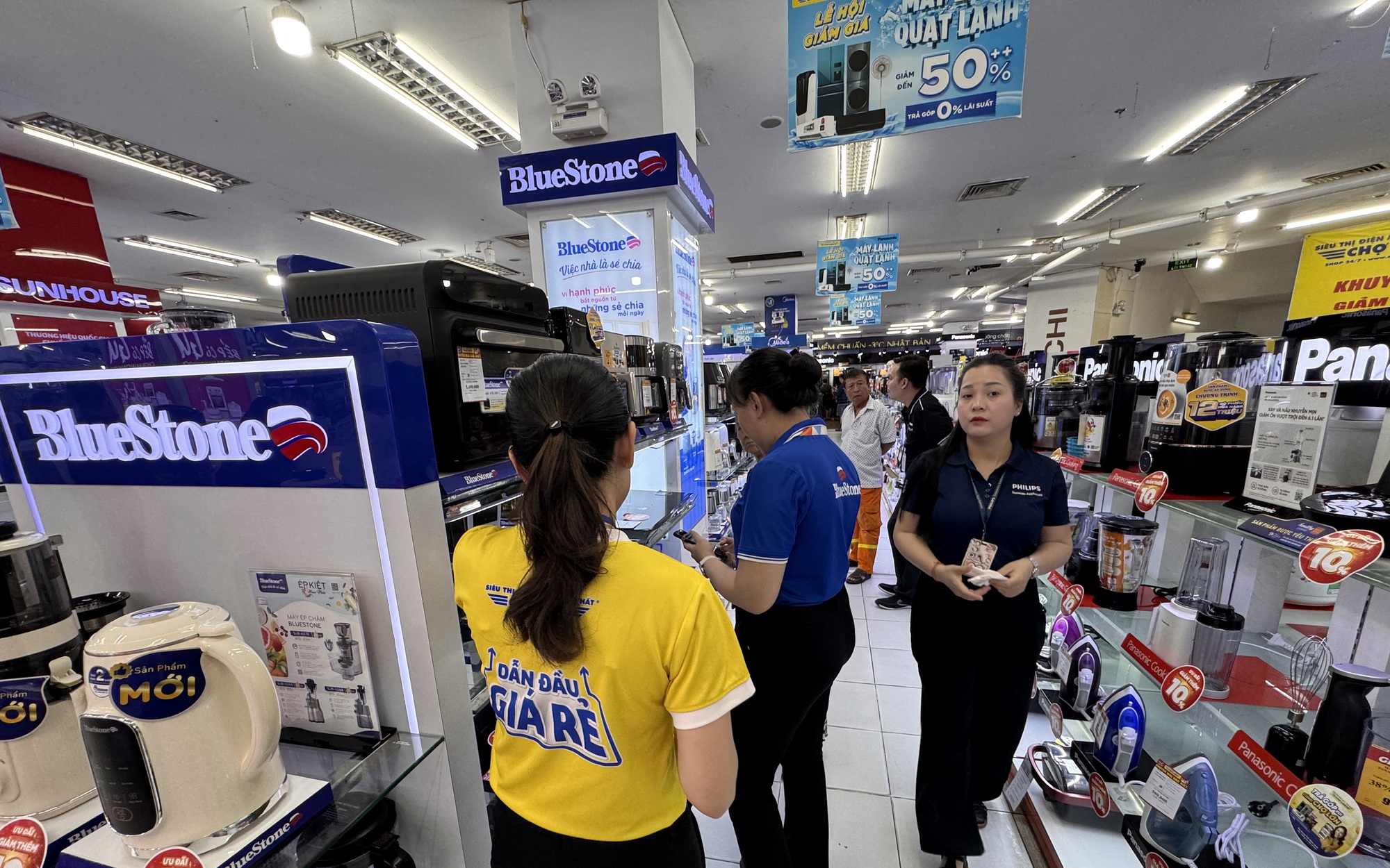 Nhu cầu mua bếp điện tăng vọt tại TPHCM