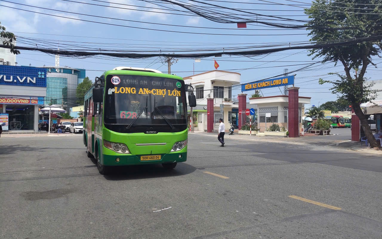 Tây Ninh chấn chỉnh việc tự ý tăng giá vé xe buýt tuyến Long An - Chợ Lớn