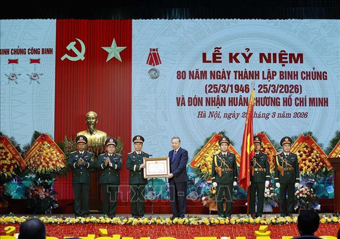 Tổng B&iacute; thư T&ocirc; L&acirc;m khẳng định vai tr&ograve; Binh chủng C&ocirc;ng binh trong lịch sử Việt Nam 2026 - Ảnh 3.