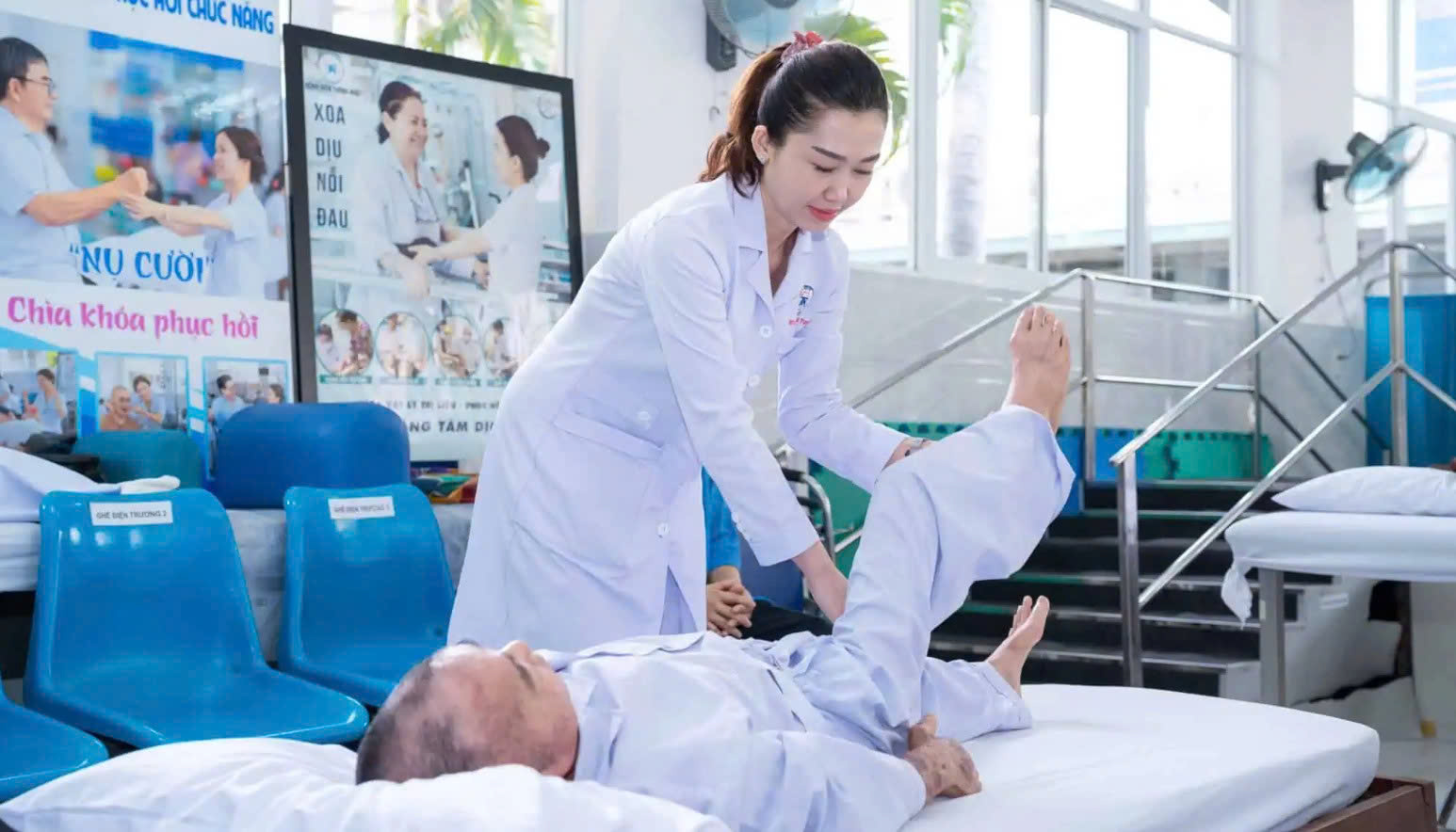 Chăm s&oacute;c to&agrave;n diện cho người cao tuổi - Ảnh 4.