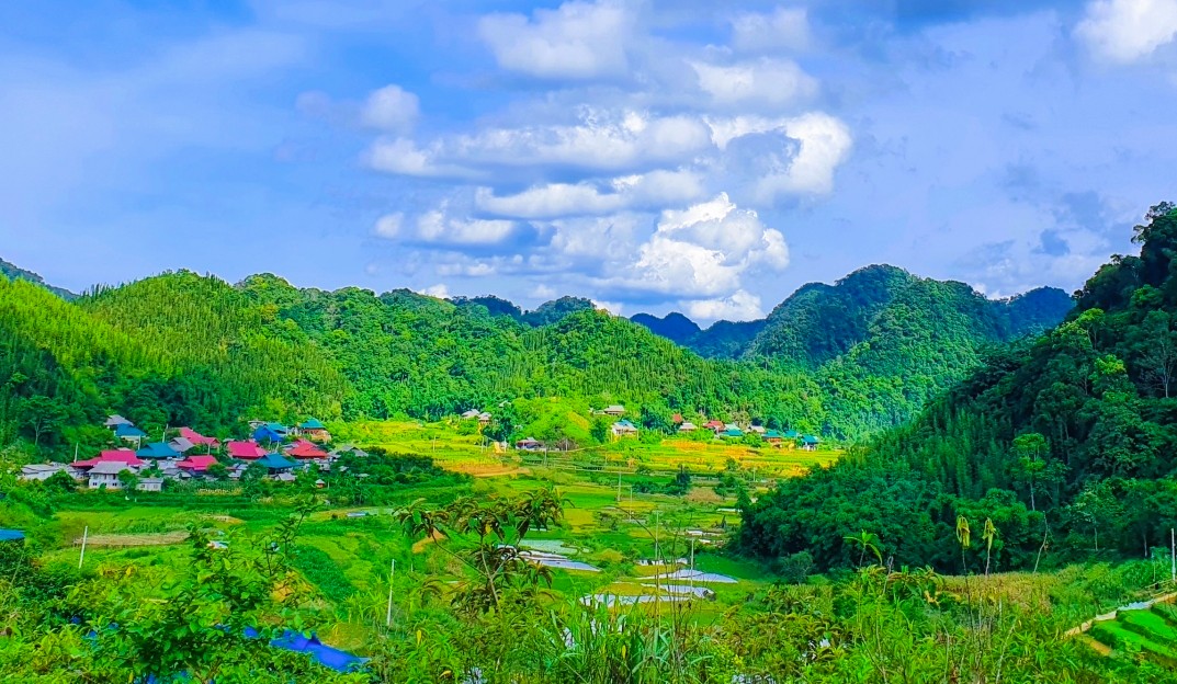 K&ecirc;u gọi đầu tư s&acirc;n golf 18 lỗ ở điểm cao hơn 1.000 m được v&iacute; như "Sa Pa giữa l&ograve;ng xứ Thanh" - Ảnh 2.
