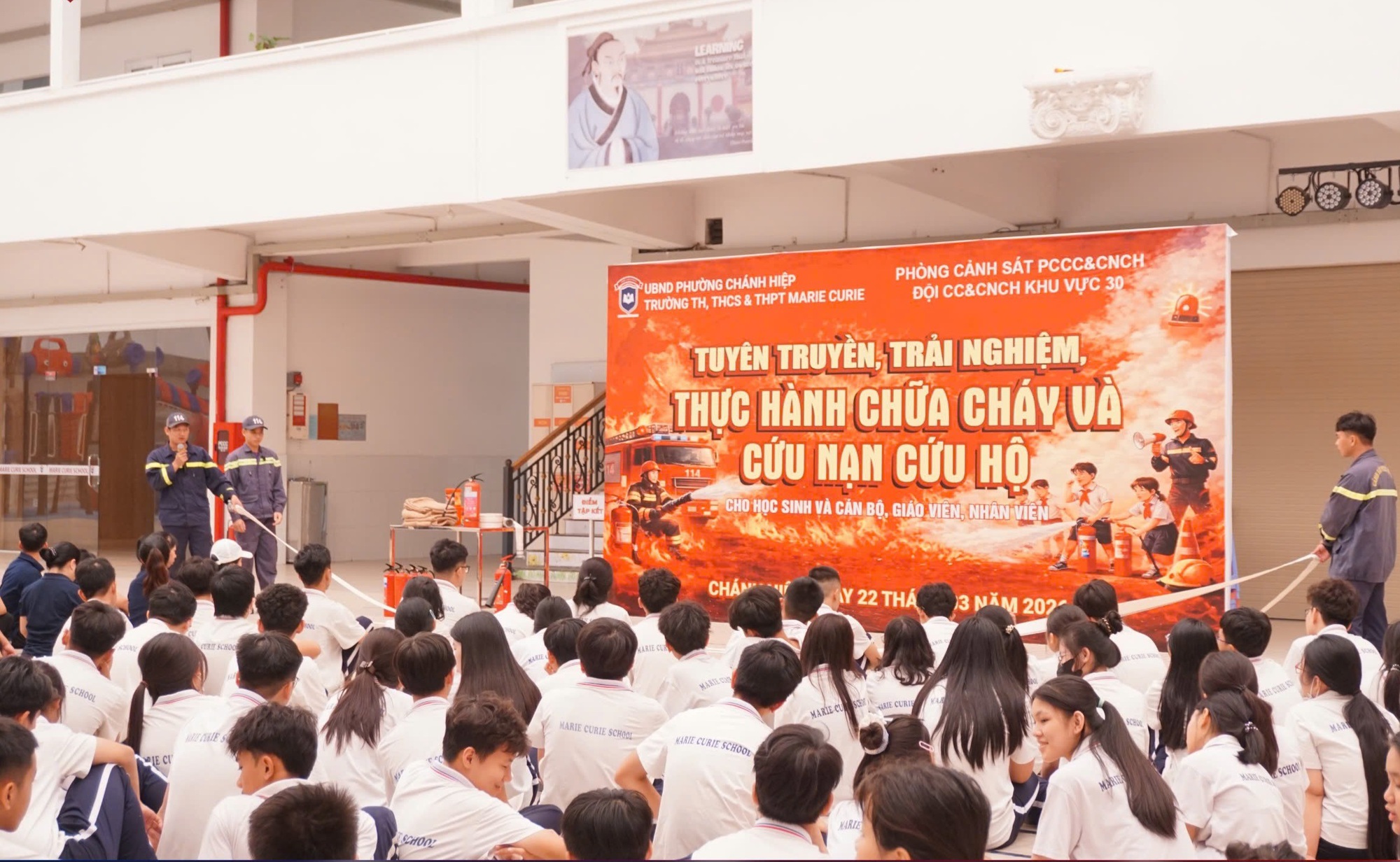 C&ocirc;ng an TPHCM truyền về ch&aacute;y nổ v&agrave; đuối nước tại trường học - Ảnh 4.