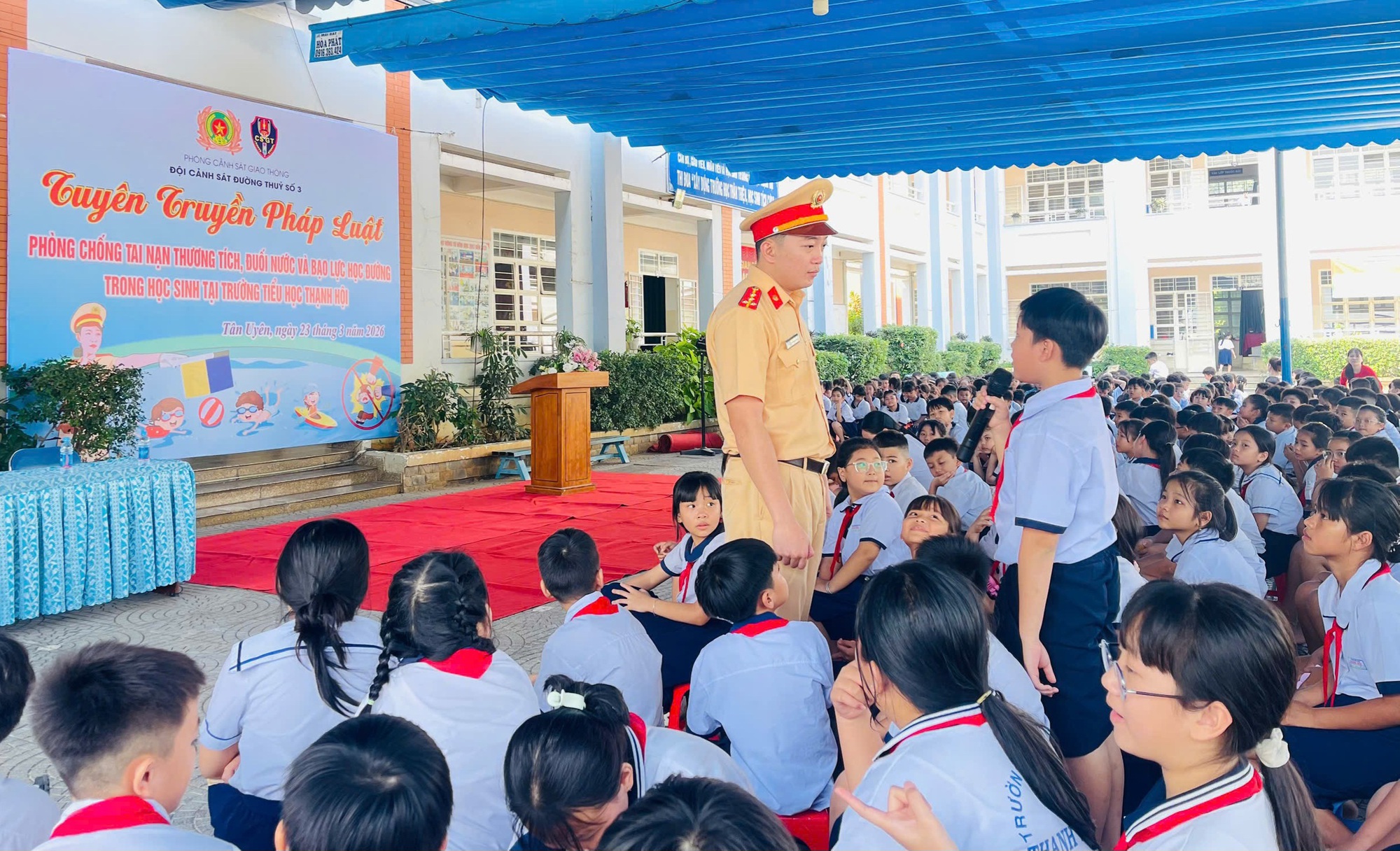C&ocirc;ng an TPHCM truyền về ch&aacute;y nổ v&agrave; đuối nước tại trường học - Ảnh 1.