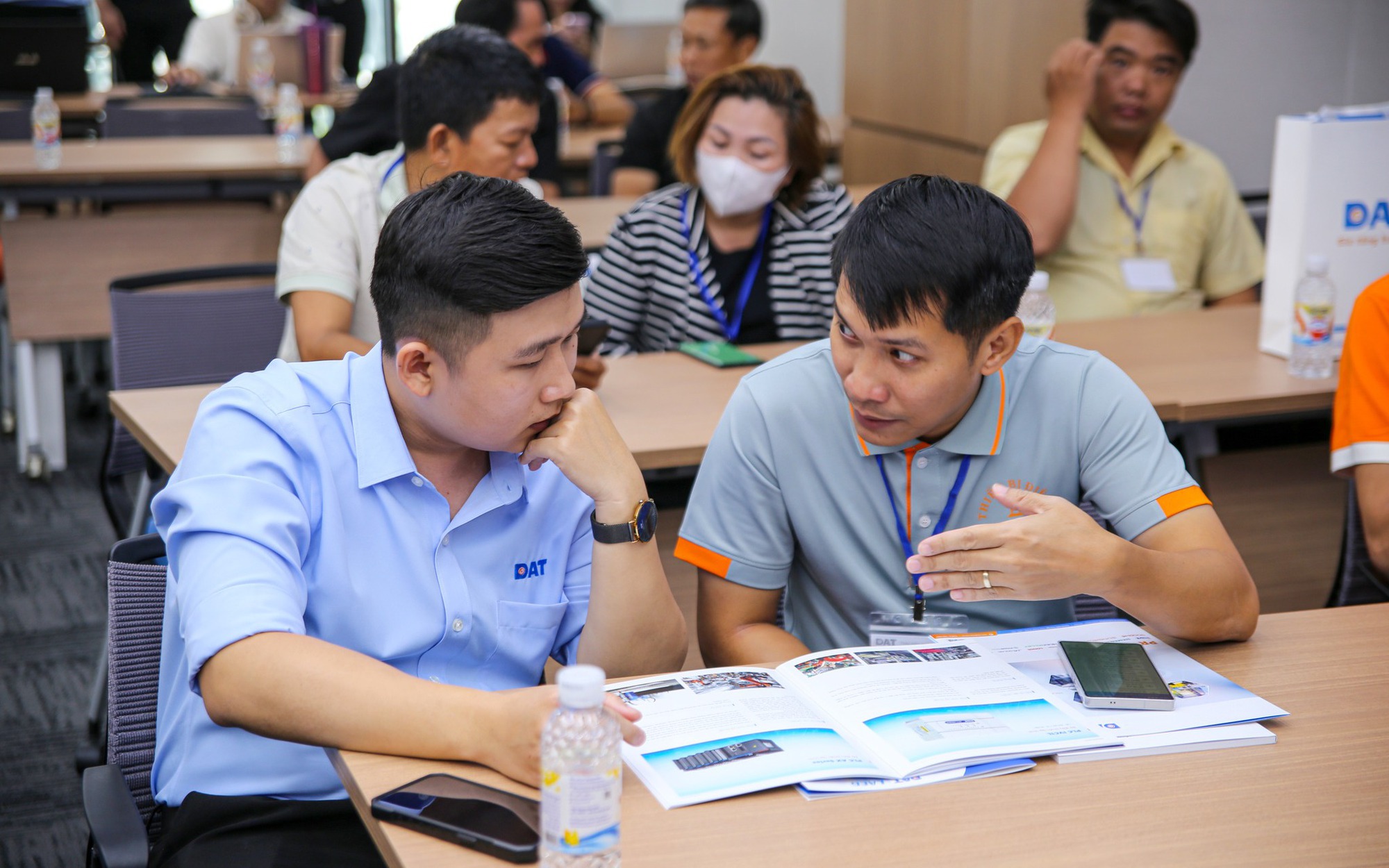 Doanh nghiệp siết tuyển dụng, thị trường việc làm bước vào giai đoạn “khó tính”