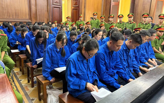 "Đầu độc" thị trường bằng 220.000 phiếu kiểm nghiệm giả, 50 bị cáo xin giảm án