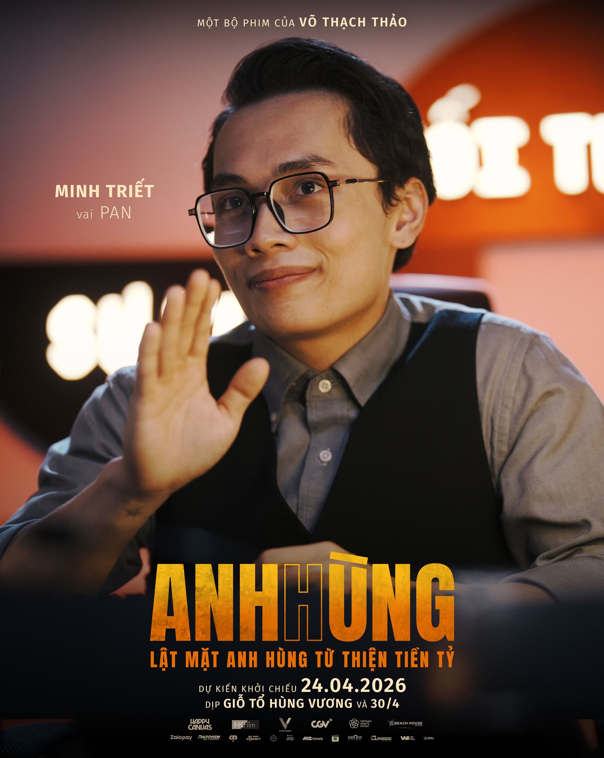 Thái Hòa lộ đôi mắt đầy ẩn uất, lo toan vì con - Ảnh 4.