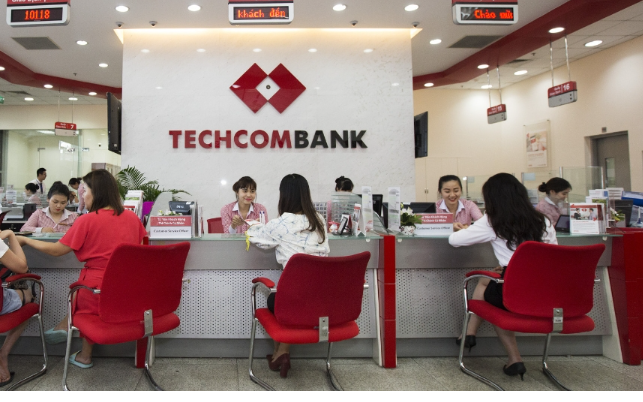 Lãi suất tiền gửi tại Techcombank ngày 24-3: Gửi 1 tỉ đồng trong 11 tháng, nhận lãi bao nhiêu?