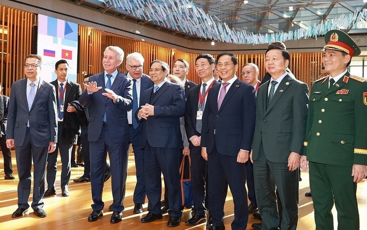 Thủ tướng Phạm Minh Chính làm việc, thúc đẩy các dự án khí LNG với Nga