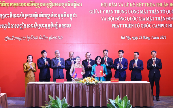 Củng cố, phát triển quan hệ hợp tác Việt Nam - Campuchia