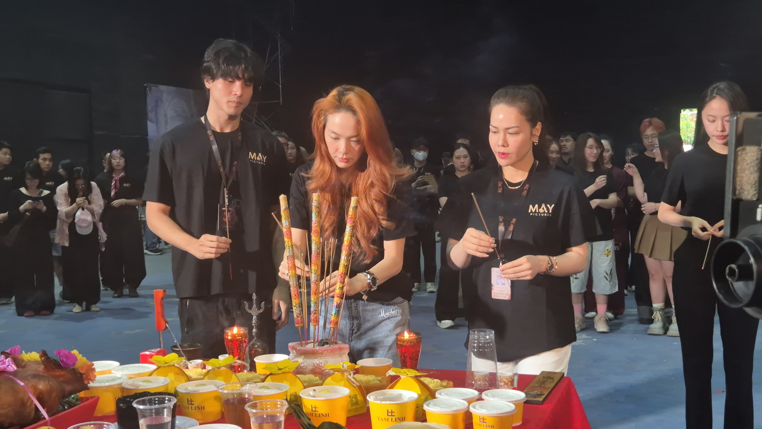 "Bộ đ&ocirc;i" mỹ nh&acirc;n Minh Hằng, Nhật Kim Anh t&aacute;i xuất m&agrave;n ảnh rộng! - Ảnh 2.