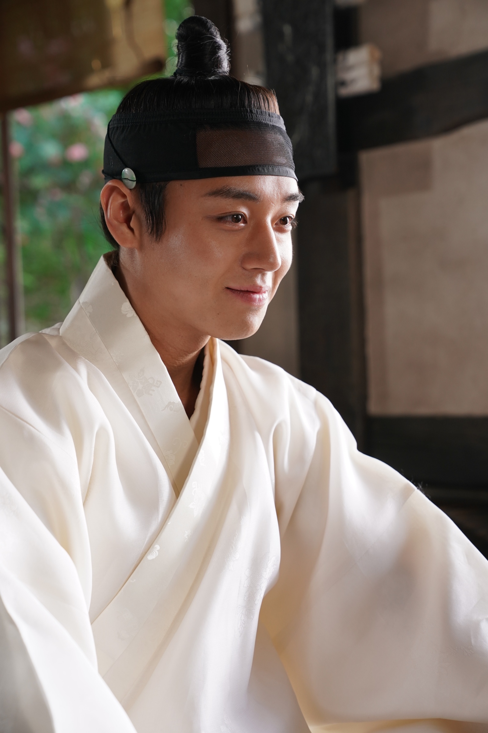 "Siêu phẩm" của mỹ nam Park Ji-hoon đến rạp Việt - Ảnh 2.