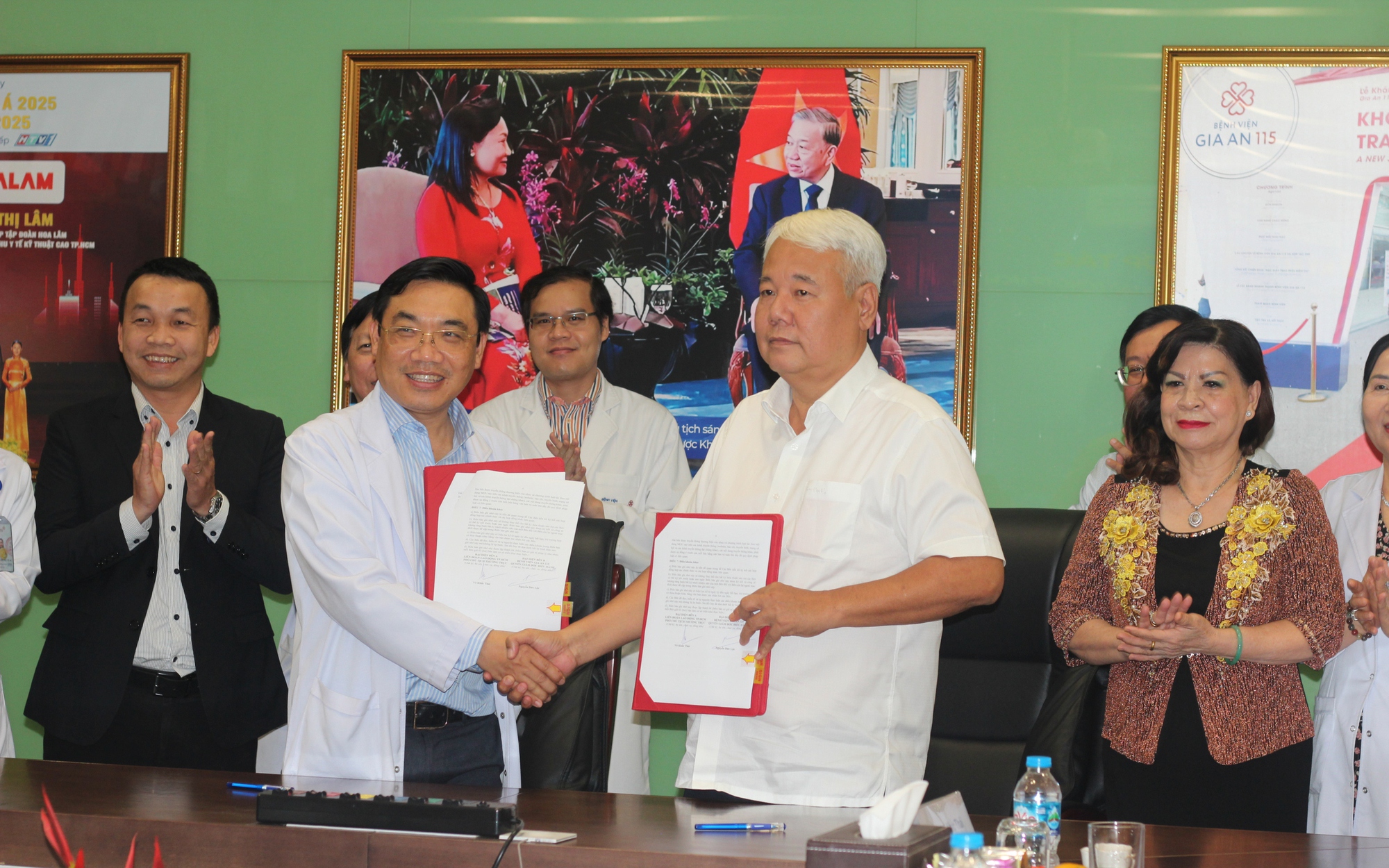 840.000 ca tử vong mỗi năm liên quan áp lực từ môi trường làm việc độc hại - Ảnh 2.