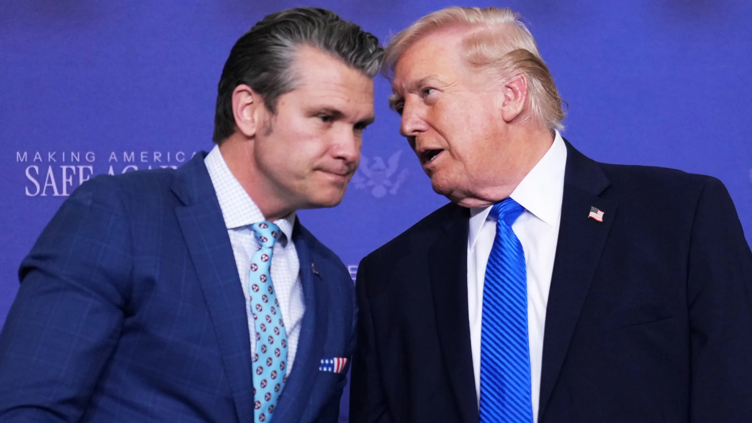 Ông Donald Trump tìm “hình nhân thế mạng” cho xung đột ở Iran? - Ảnh 1.