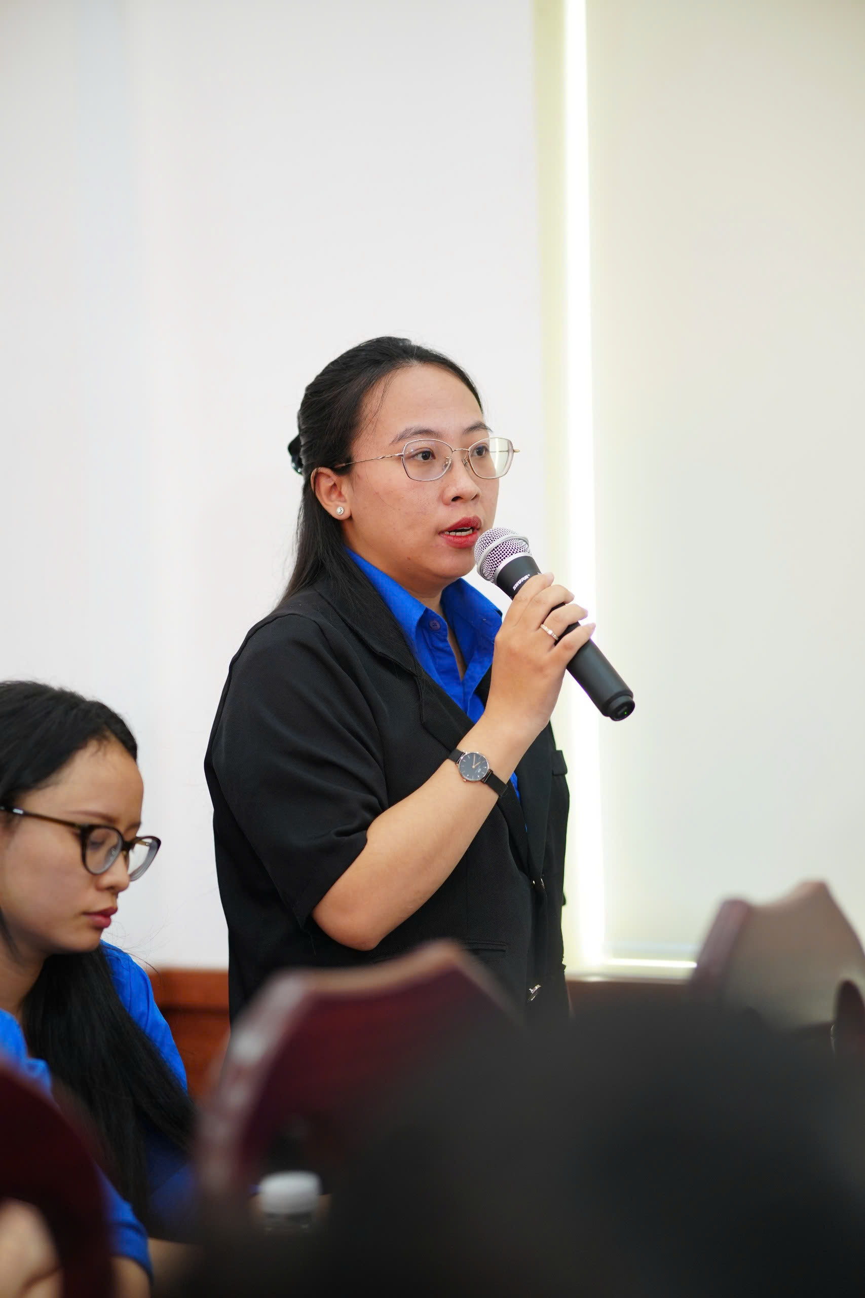 Đảng ủy Các cơ quan Đảng TPHCM gặp gỡ, đối thoại, tuyên dương cán bộ Đoàn tiêu biểu - Ảnh 2.