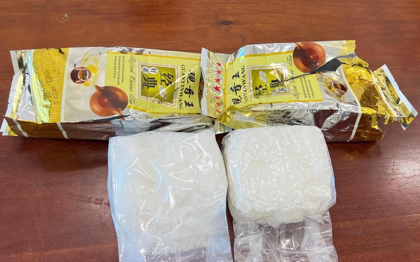 Phát hiện hơn 2kg ma túy đá giấu trong ô tô