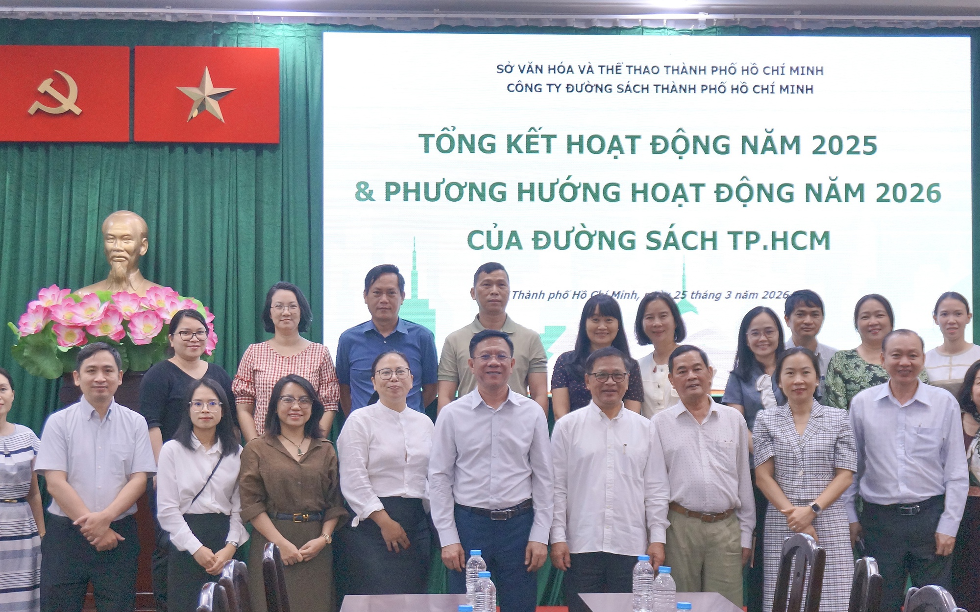 Đường sách TP HCM ghi dấu ấn quốc tế - Ảnh 2.