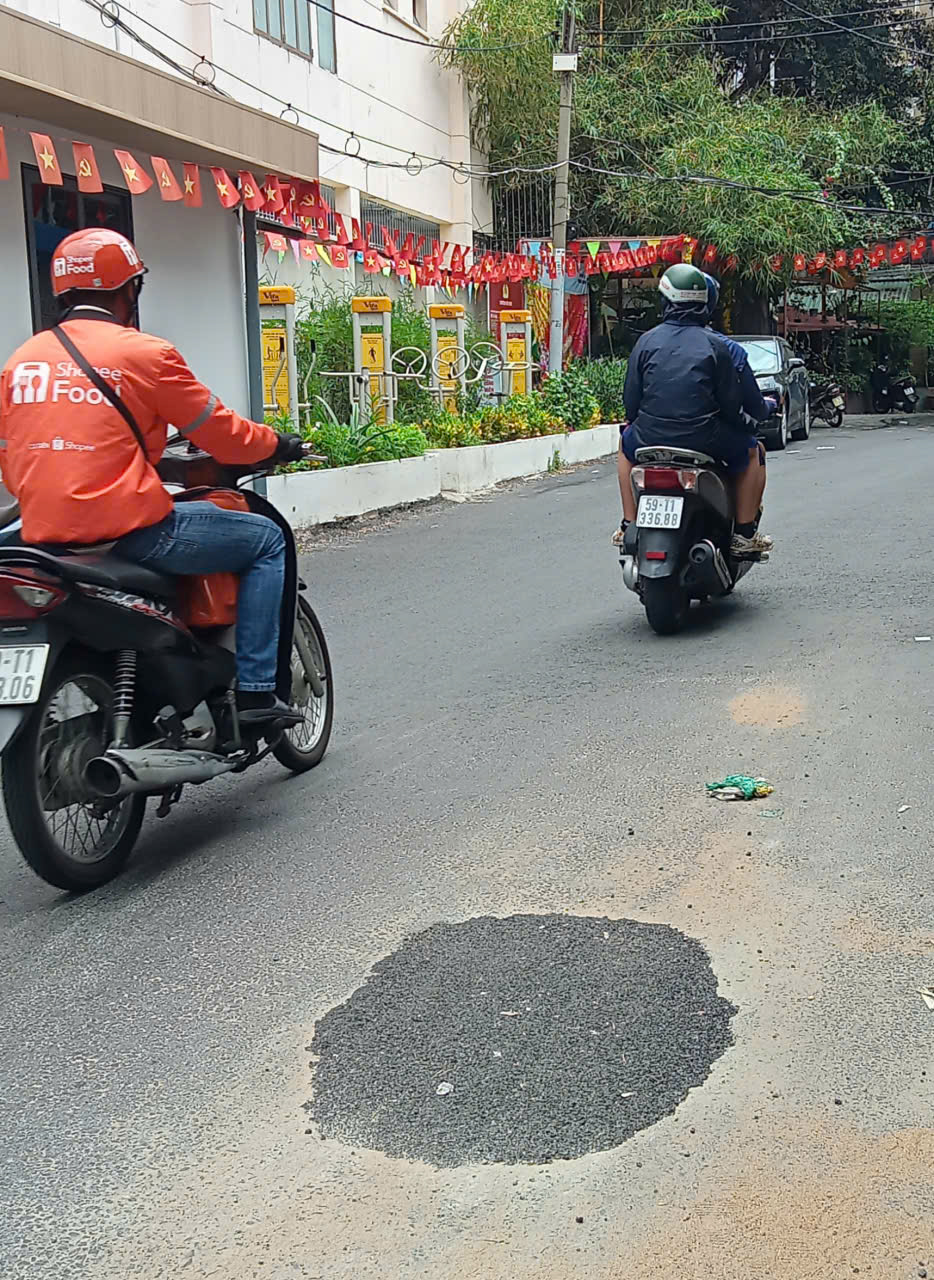 Đã trám hố sâu - Ảnh 1.