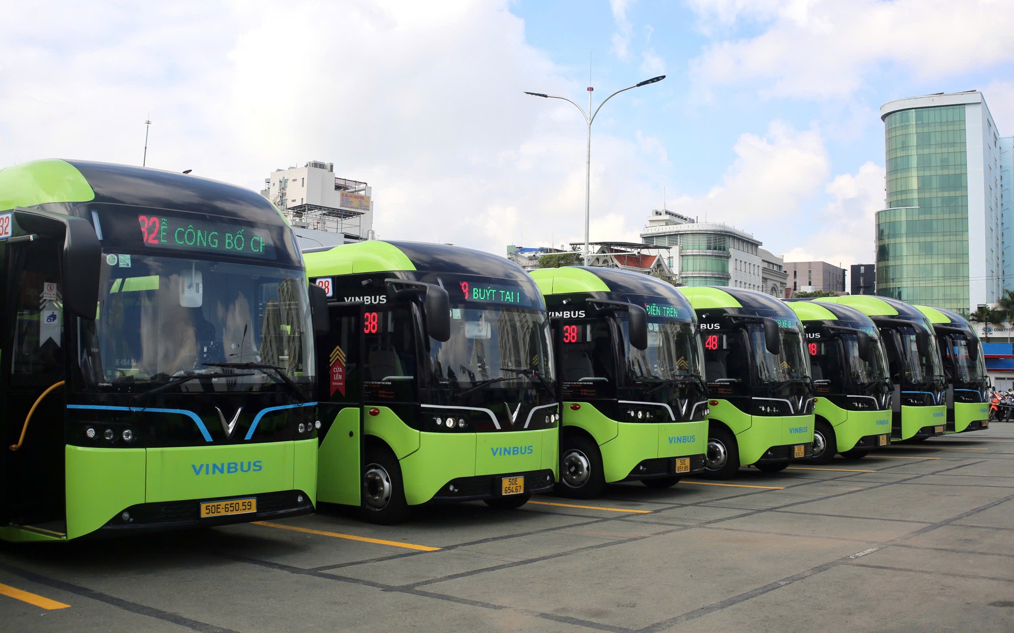 Sở Xây dựng TPHCM đề xuất cho thuê 19 bến xe buýt