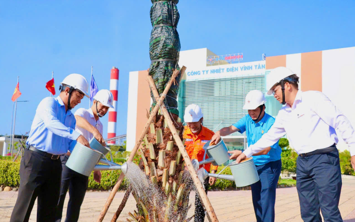 Nhiệt điện Vĩnh Tân phát động Tết trồng cây, phủ xanh hơn 23 ha khuôn viên