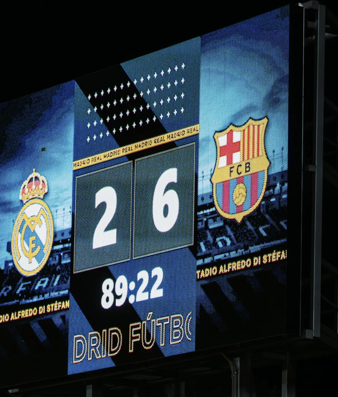 Barcelona đại thắng "si&ecirc;u kinh điển" ở tứ kết Champions League nữ - Ảnh 5.