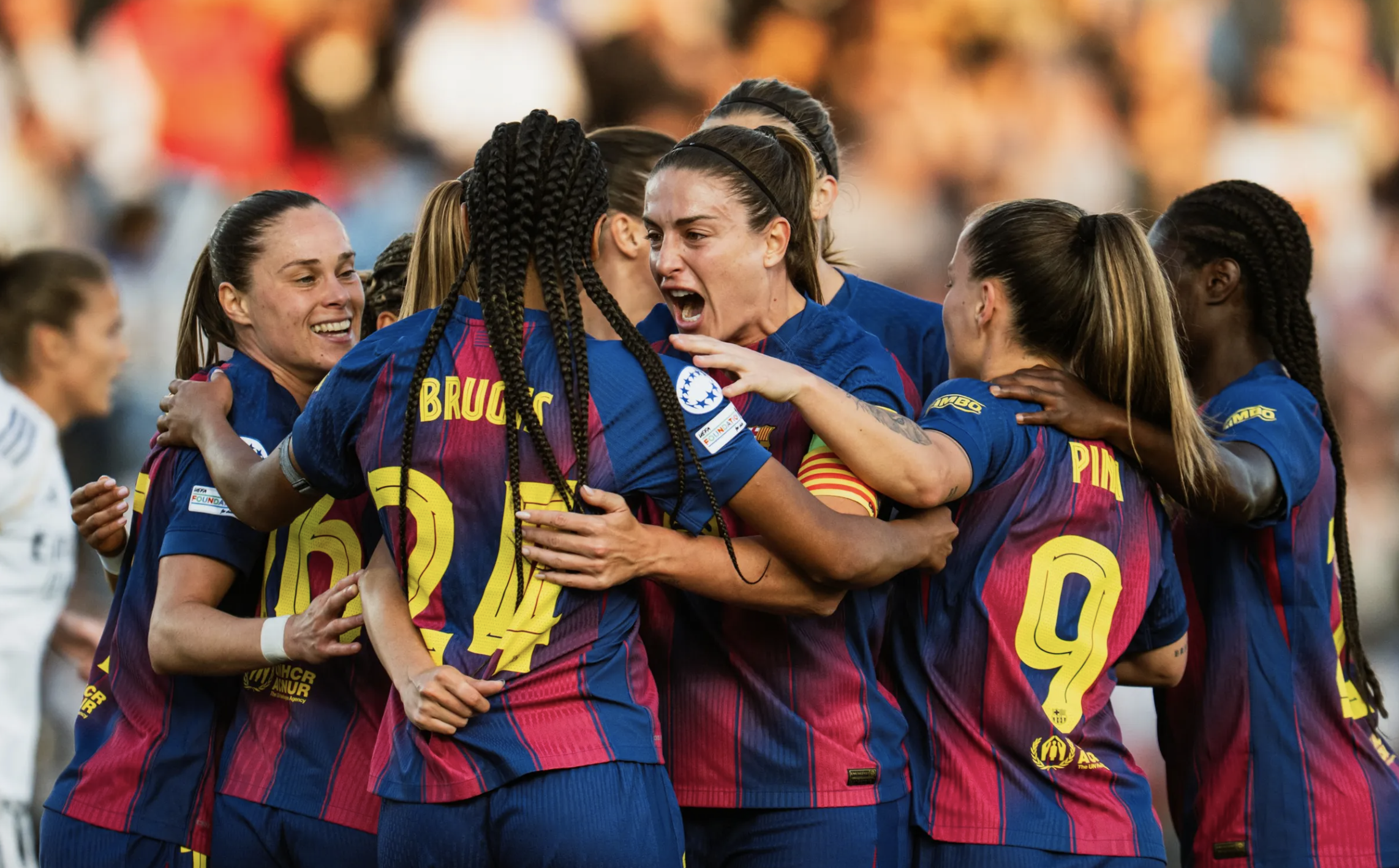 Barcelona đại thắng "si&ecirc;u kinh điển" ở tứ kết Champions League nữ - Ảnh 2.