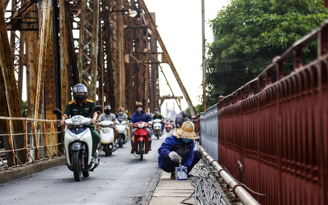 Hà Nội cấm toàn bộ phương tiện qua cầu Long Biên trong 60 ngày