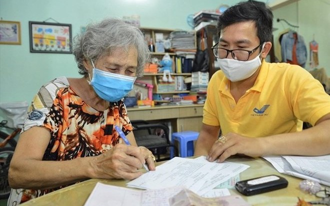 Lương hưu: “phao an sinh” không thể để chòng chành