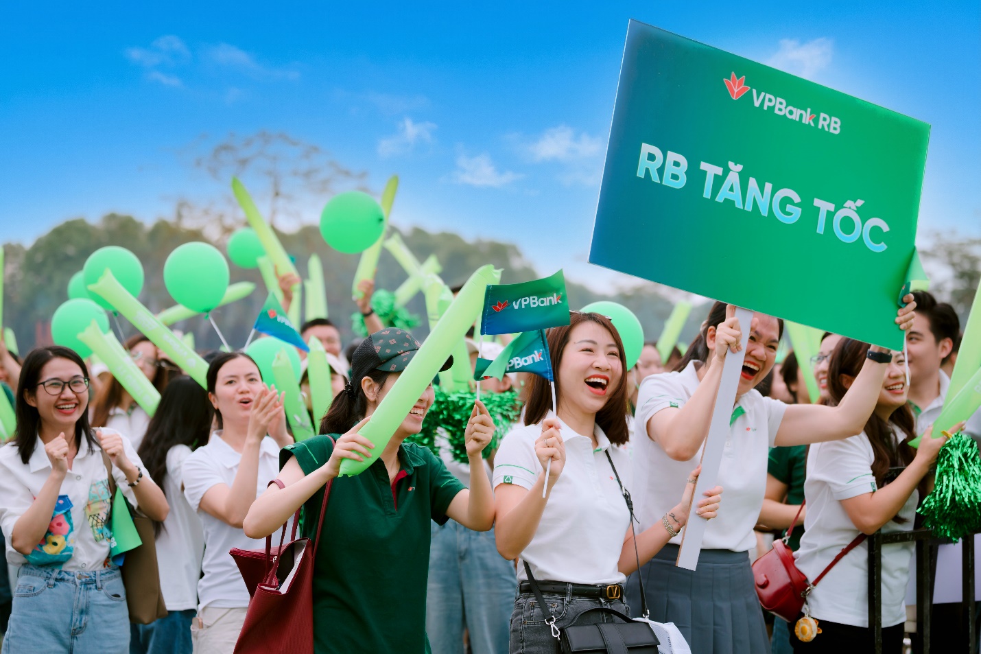 Văn h&oacute;a doanh nghiệp - Động lực ph&iacute;a sau h&agrave;nh tr&igrave;nh bứt ph&aacute; của VPBank - Ảnh 1.