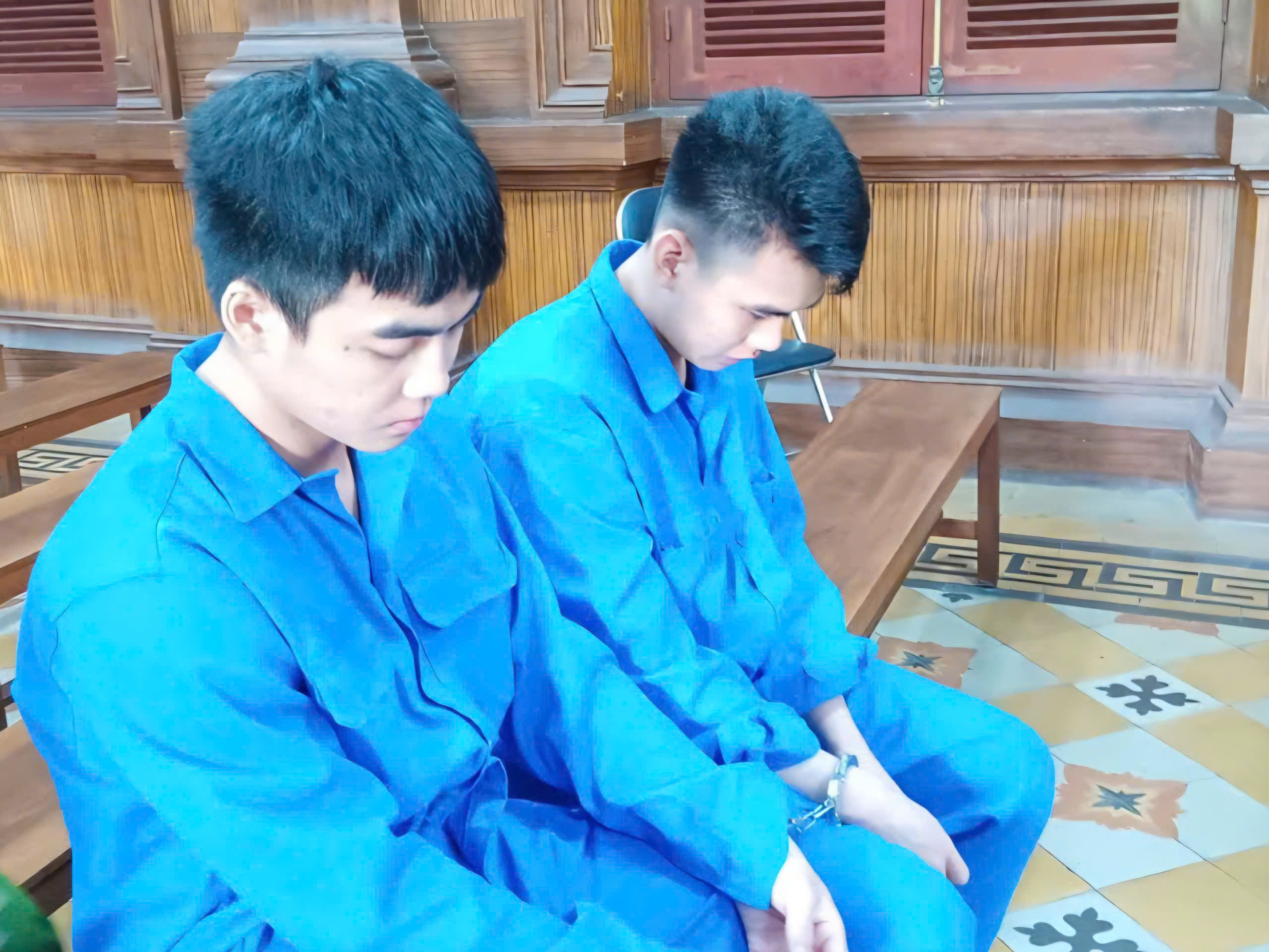 Sự thật kinh hoàng về những lần bé gái “đi chơi” với bạn qua mạng - Ảnh 1.