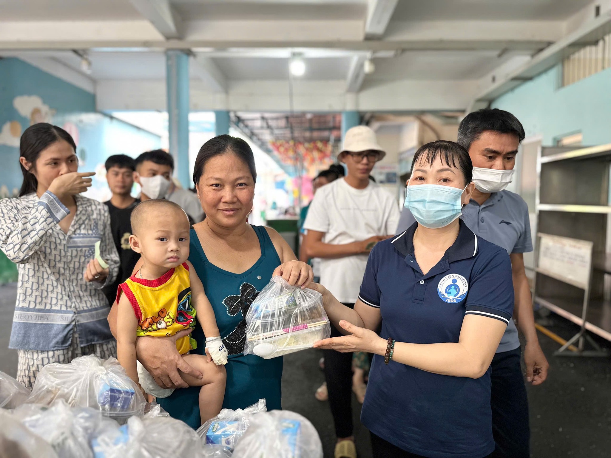 Hàng chục tỉ đồng được huy động mỗi năm hỗ trợ bệnh nhân khó khăn - Ảnh 3.
