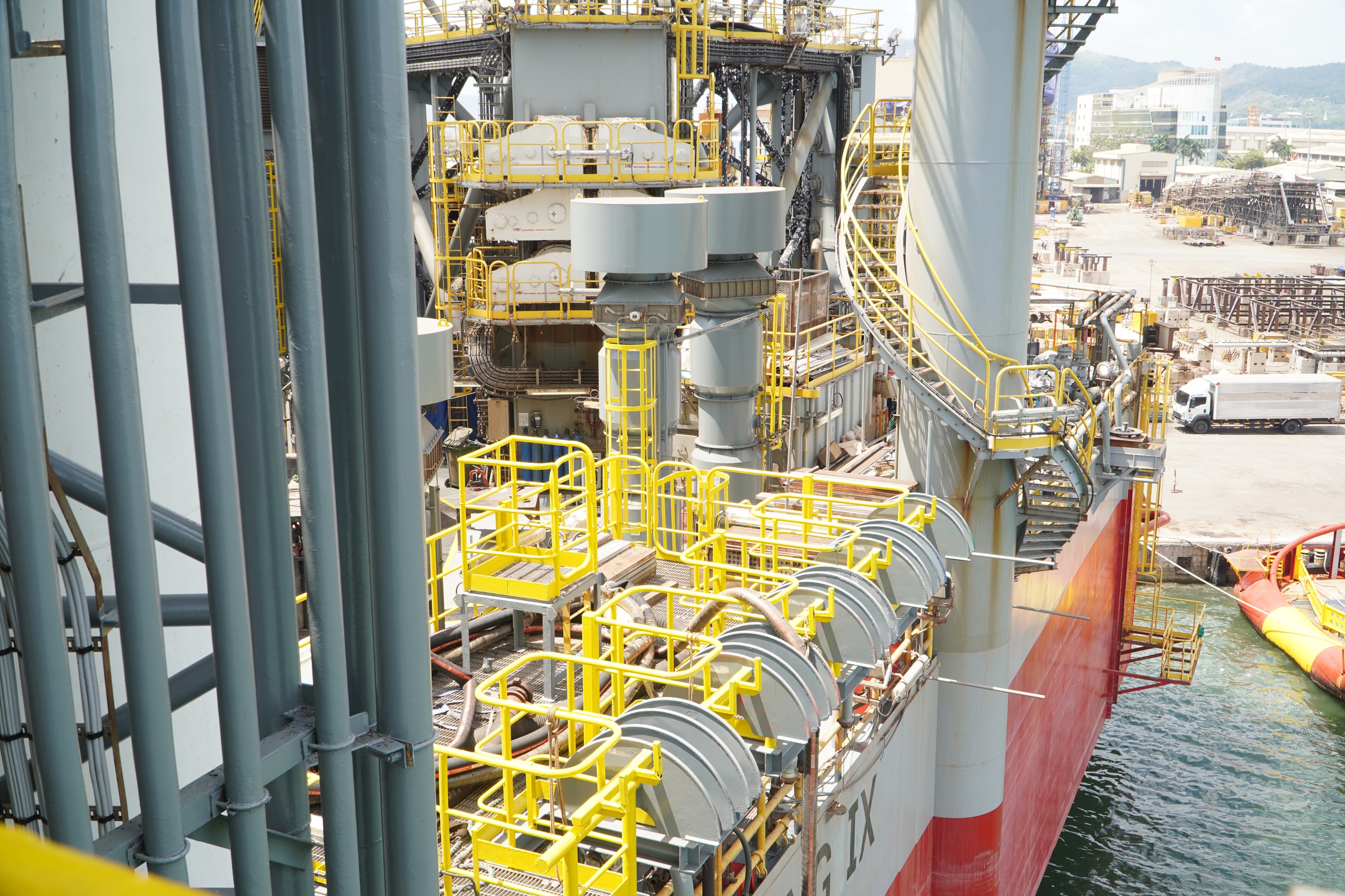 A Close-up Look at PV Drilling’s Most Modern "Super Rig" Officially Named in Ho Chi Minh City - Ảnh 8.