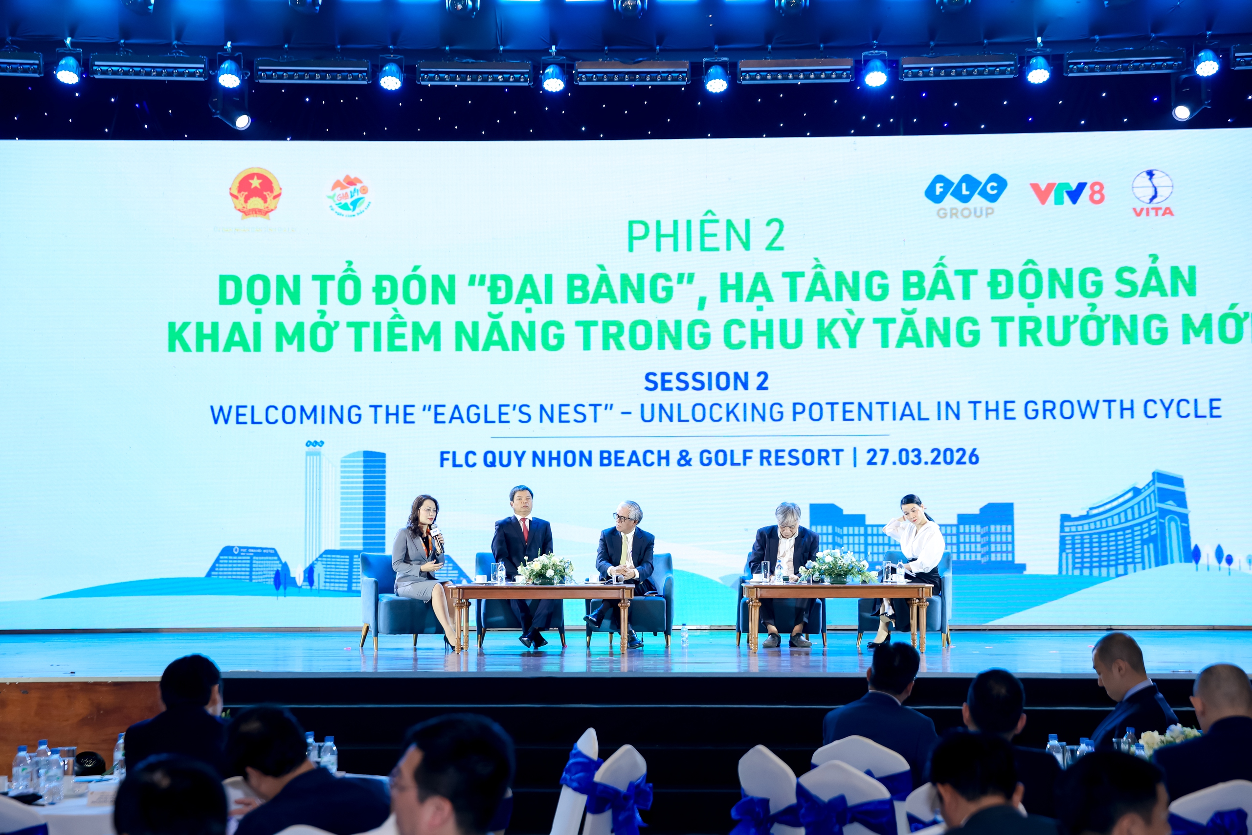 Ông Trịnh Văn Quyết xuất hiện tại hội thảo kích hoạt trục du lịch biển – cao nguyên - Ảnh 1.