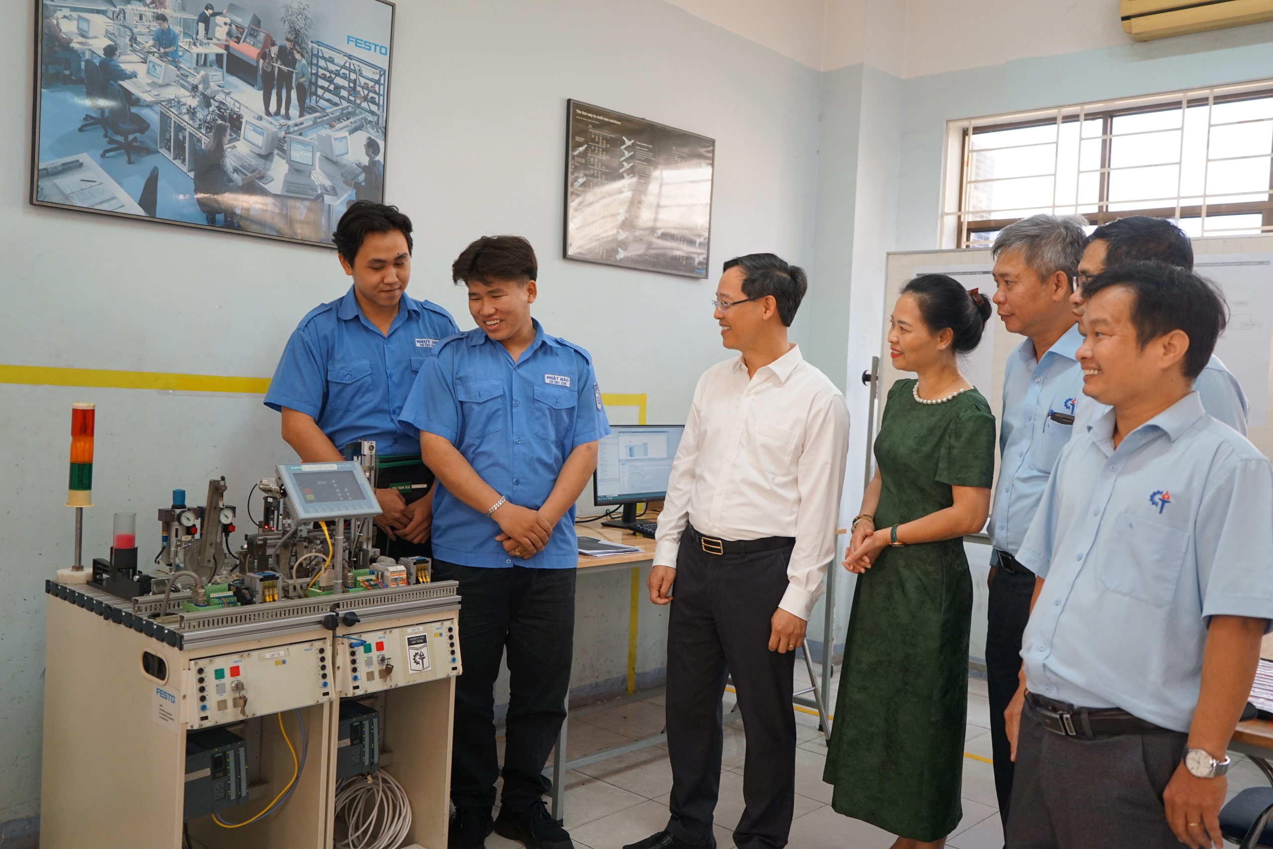 Kỹ năng nghề theo chuẩn quốc tế: chìa khóa phát triển nhân lực - Ảnh 2.