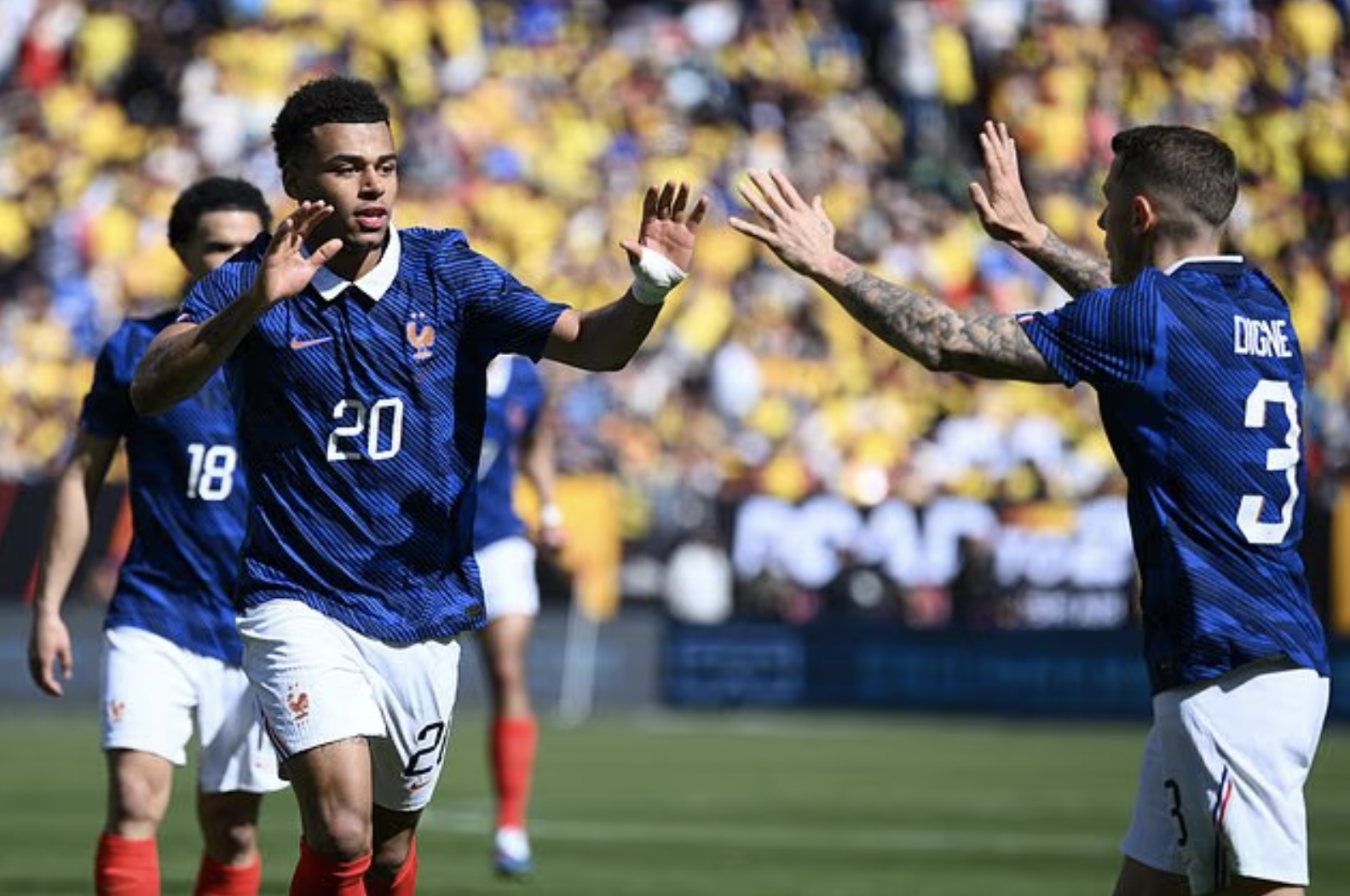 Tuyển Ph&aacute;p thắng v&ugrave;i dập Colombia, thăng hoa FIFA Days - Ảnh 2.
