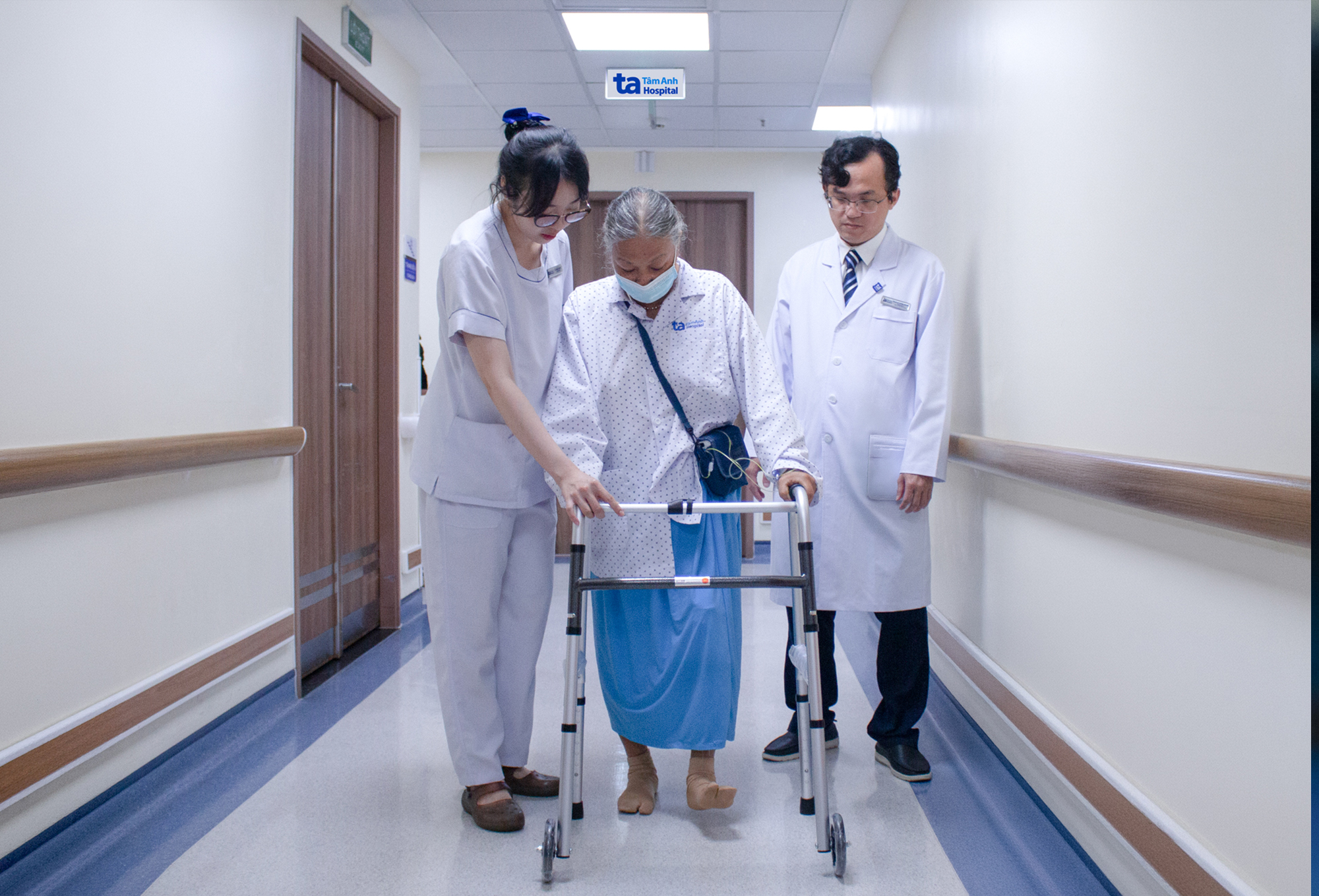 Robot AI thay khớp chuẩn x&aacute;c đến 100% đầu ti&ecirc;n tại Việt Nam - Ảnh 3.