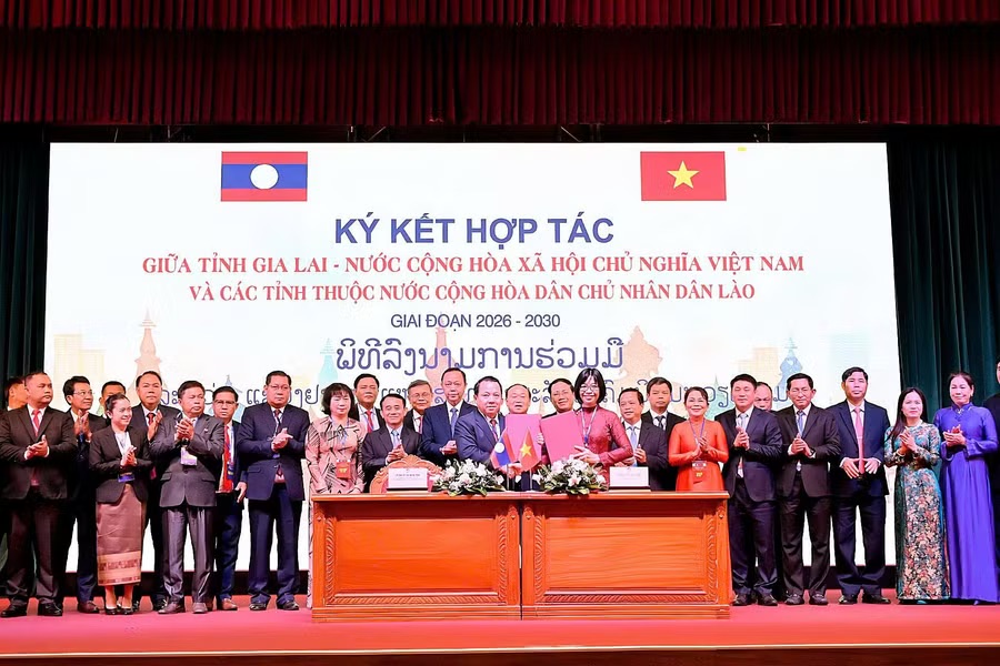 Gia Lai tăng cường hợp t&aacute;c to&agrave;n diện với 4 tỉnh Nam L&agrave;o - Ảnh 3.