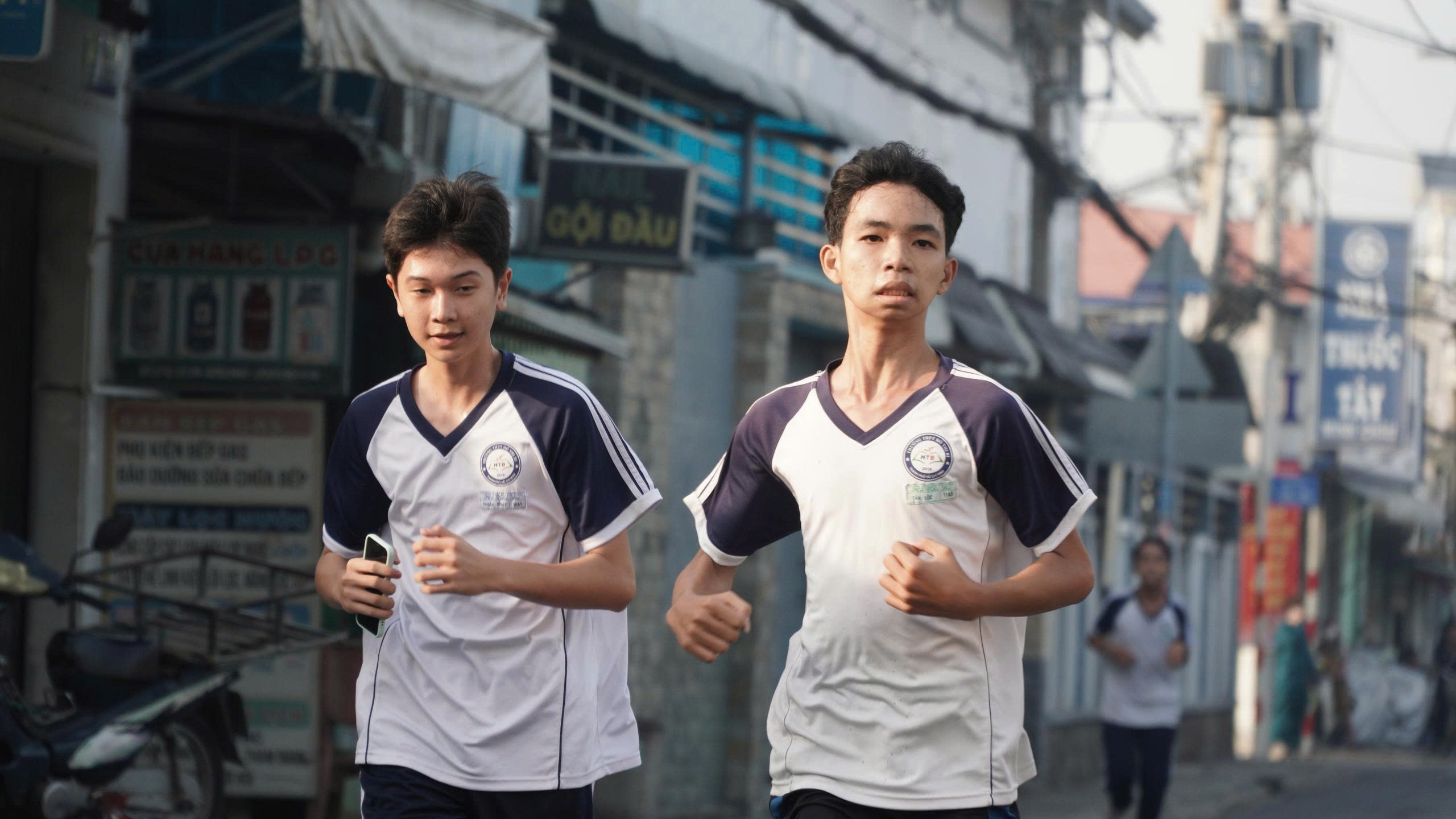 Hơn 600 học sinh, sinh viên xã Hóc Môn "tiếp lửa" Ngày chạy Olympic 2026 - Ảnh 4.