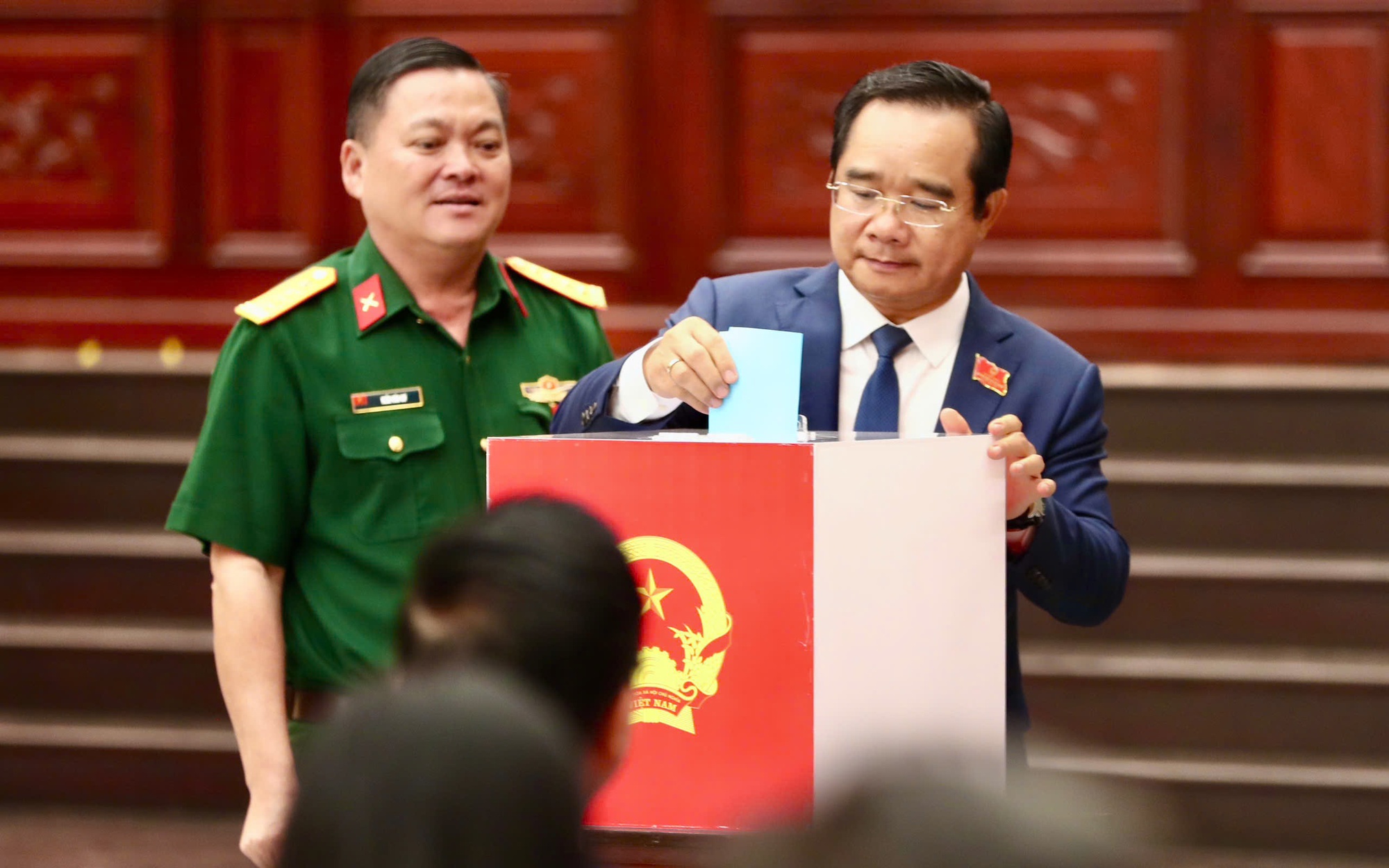 7 Phó Chủ tịch và 17 Ủy viên UBND TPHCM nhiệm kỳ mới