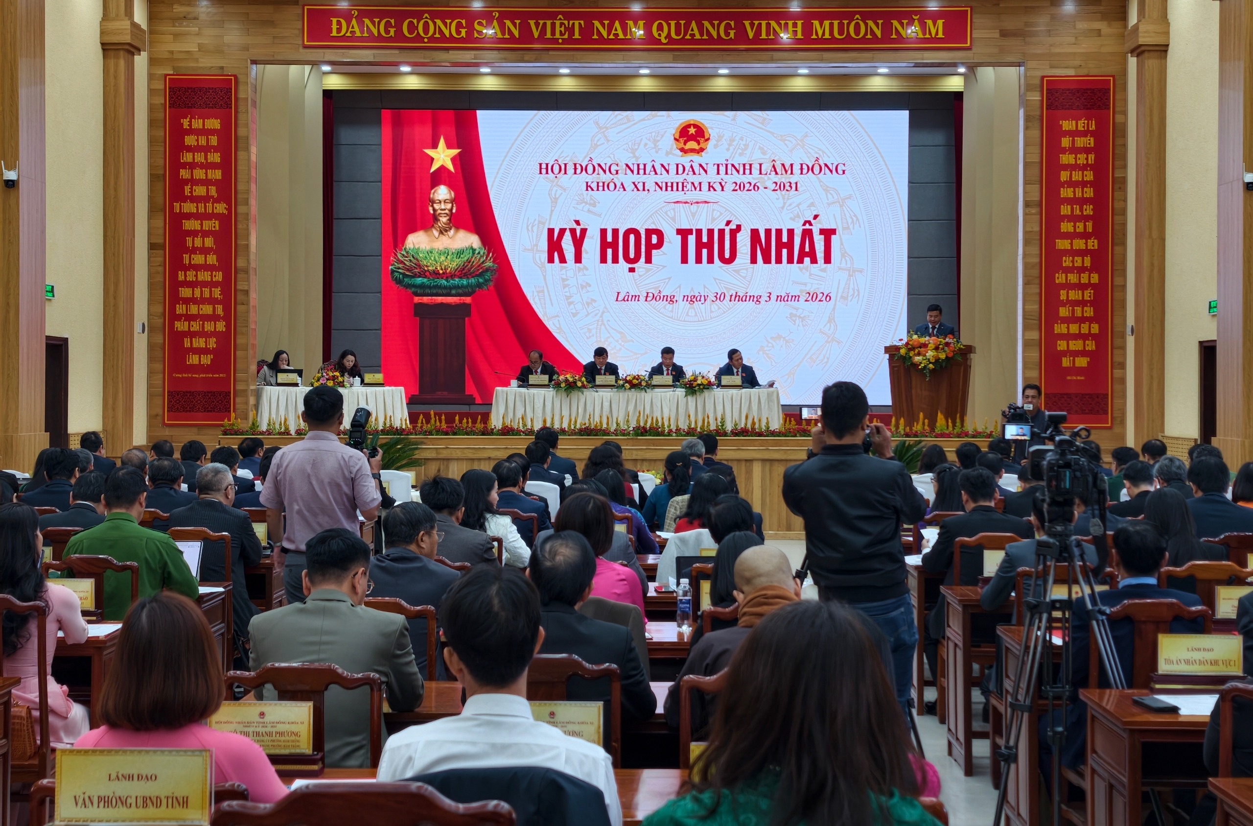 Ông Lưu Văn Trung giữ chức Chủ tịch HĐND tỉnh Lâm Đồng - Ảnh 1.