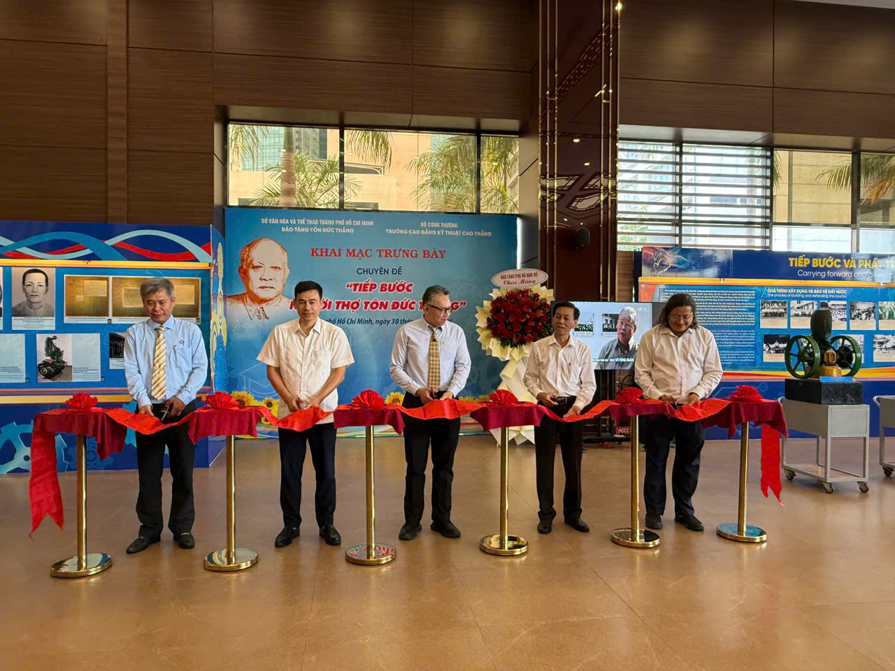 Tưởng niệm 46 năm ng&agrave;y mất của Chủ tịch T&ocirc;n Đức Thắng - Ảnh 1.